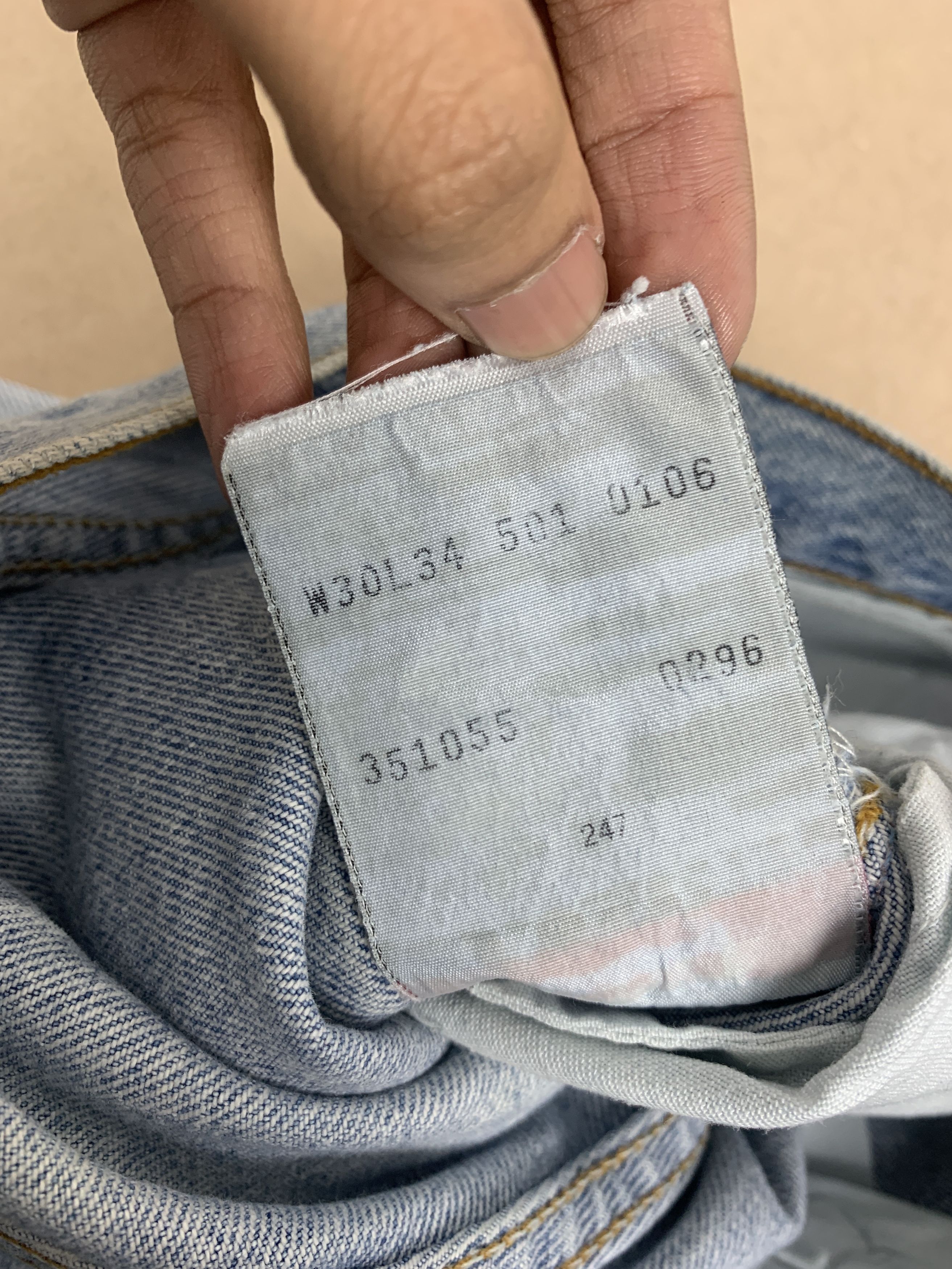 Levi's Vintage 90s Levis 501 Straight Cut Stone Wash Jeans P0223 Size US 28 / EU 44 - 12 Thumbnail