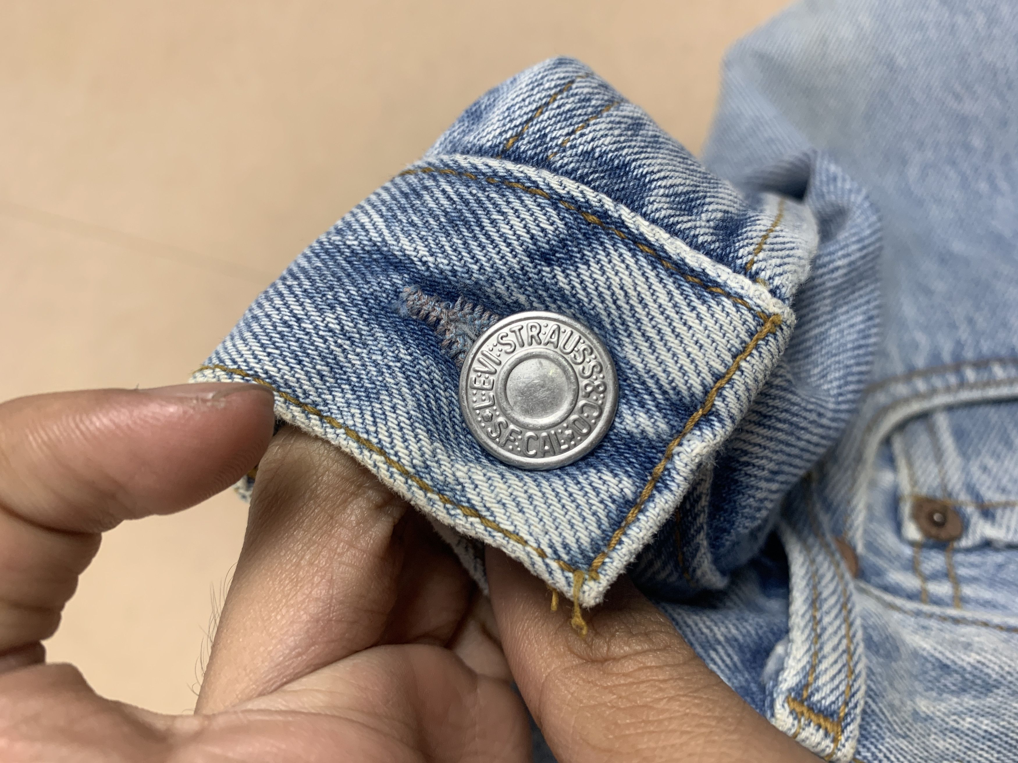 Levi's Vintage 90s Levis 501 Straight Cut Stone Wash Jeans P0223 Size US 28 / EU 44 - 14 Thumbnail