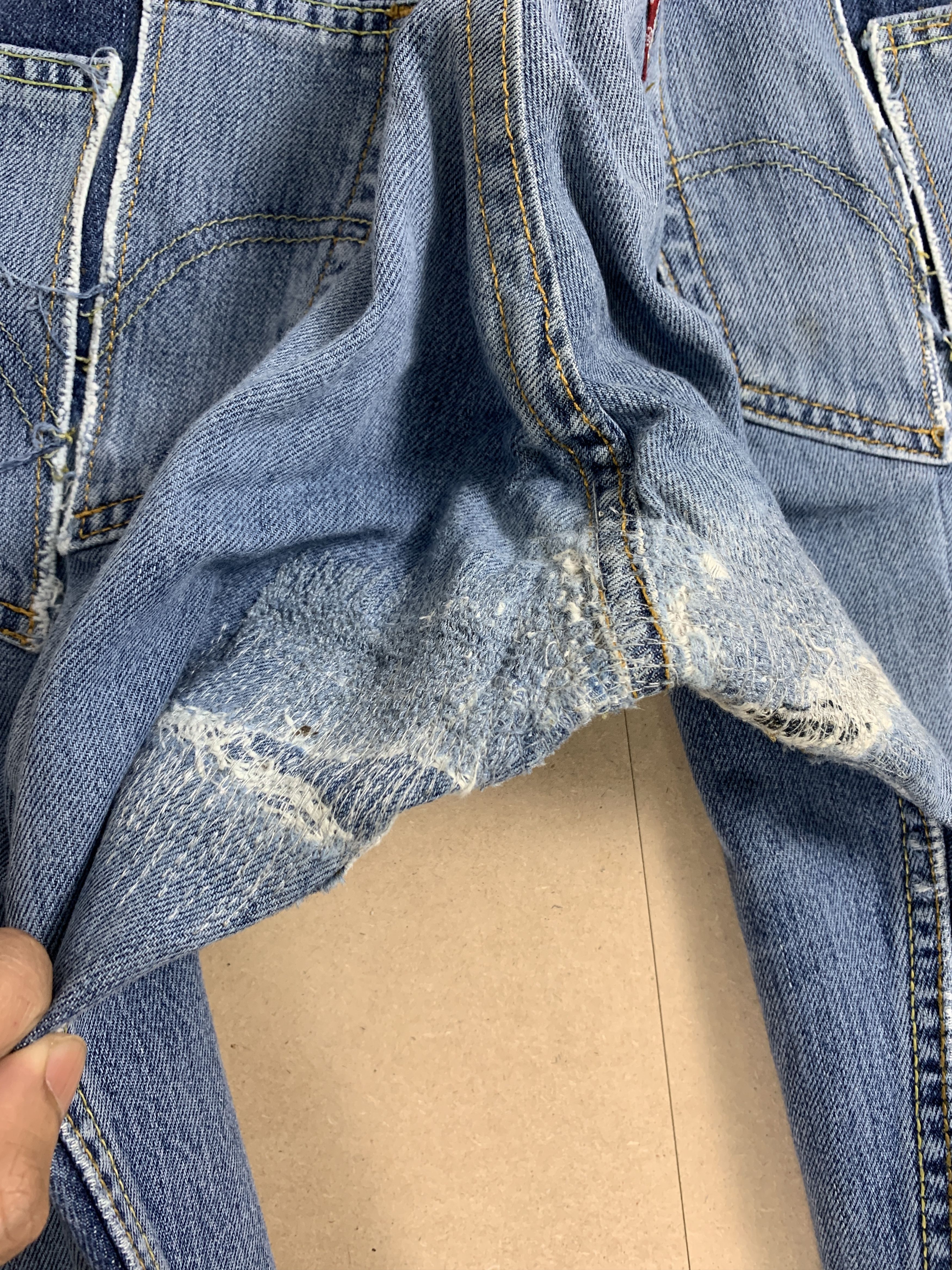 Levi's × Vintage Vintage Levi's 501 Distresse Blue Jeans Size US 29 - 16 Thumbnail
