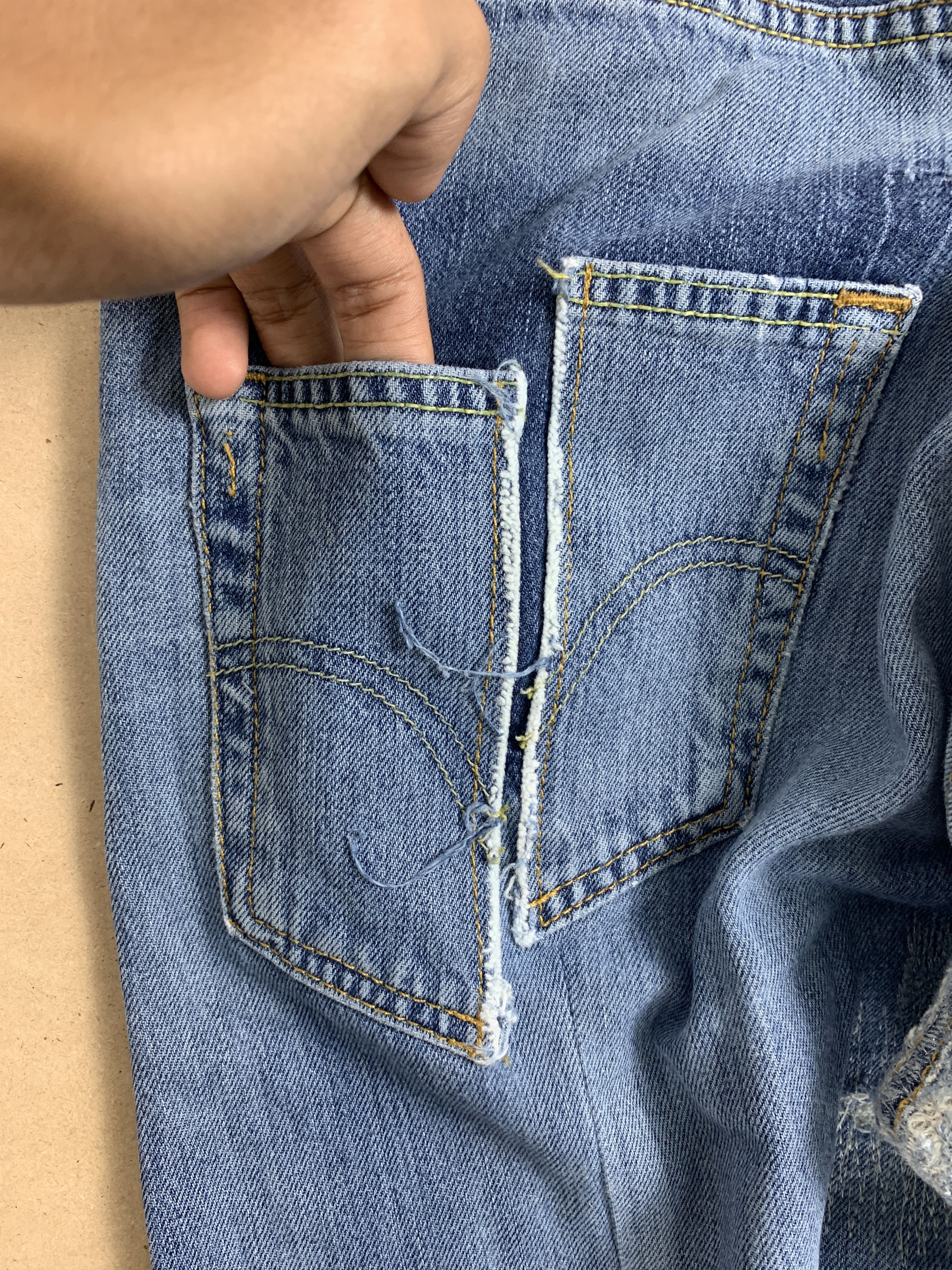 Levi's × Vintage Vintage Levi's 501 Distresse Blue Jeans Size US 29 - 18 Thumbnail