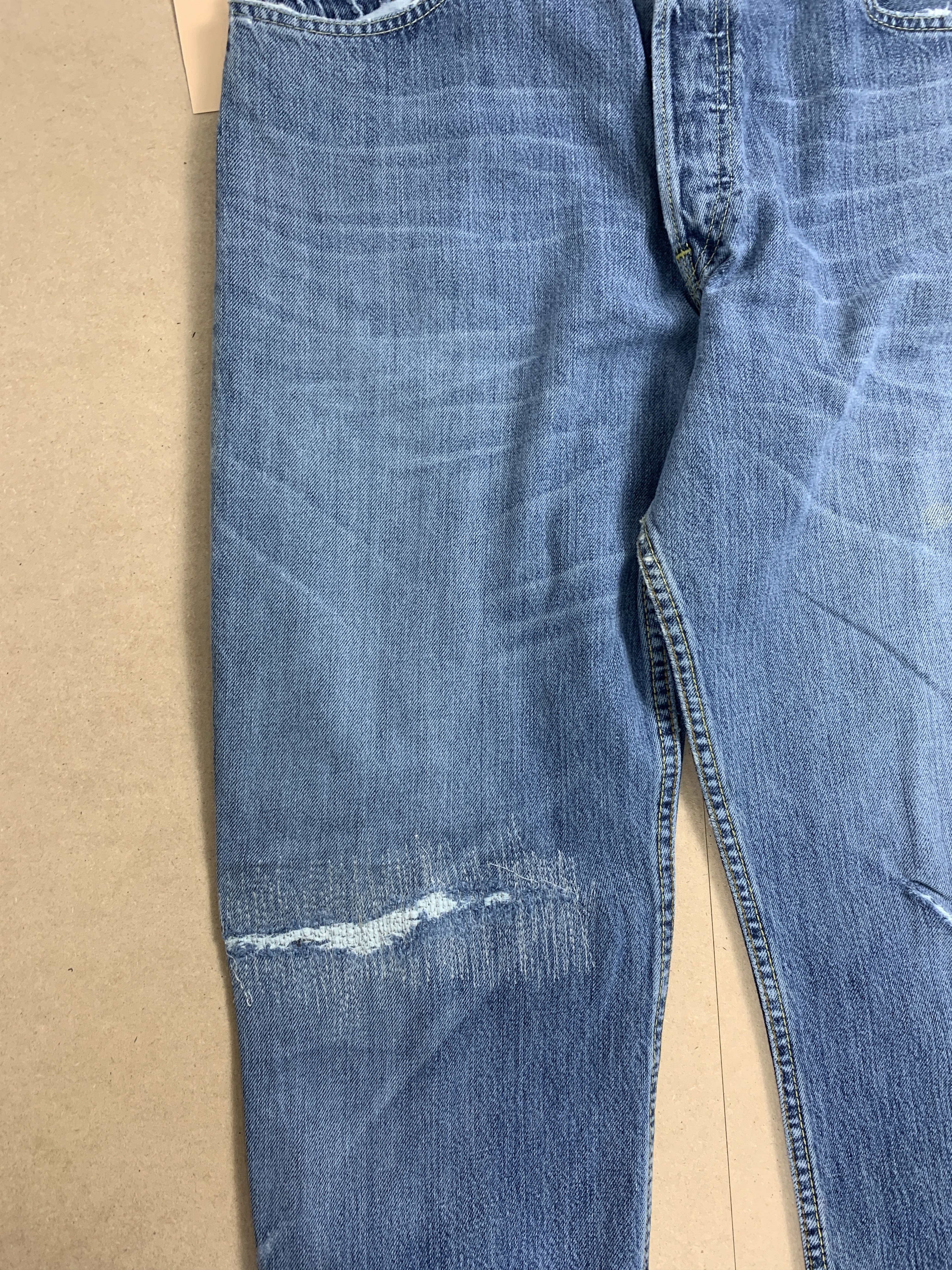 Levi's × Vintage Vintage Levi's 501 Distresse Blue Jeans Size US 29 - 7 Thumbnail