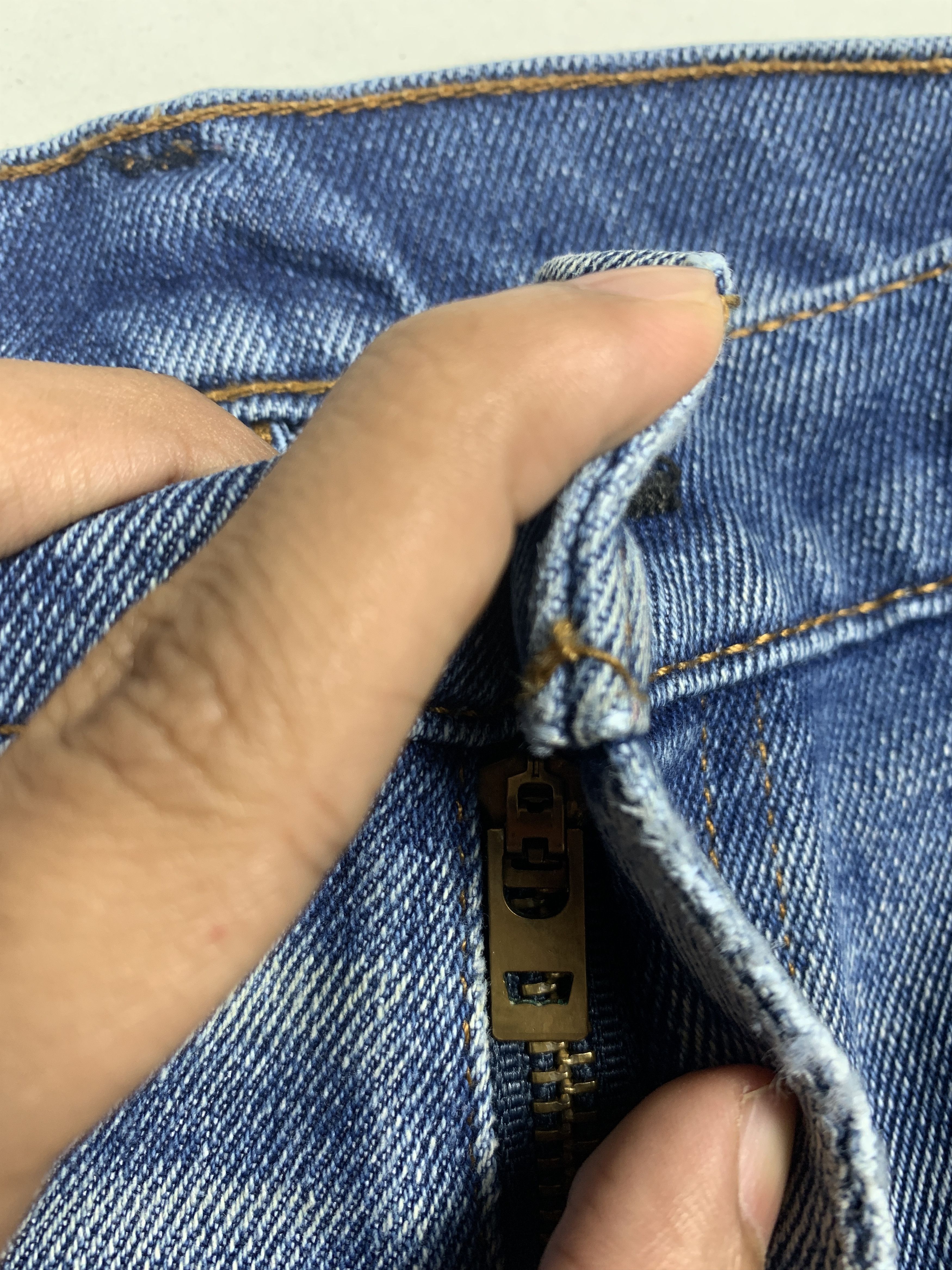 Levi's Vintage LEVI'S 517 Flared Bootcut Distresses Jeans P0013 Size US 36 / EU 52 - 6 Thumbnail