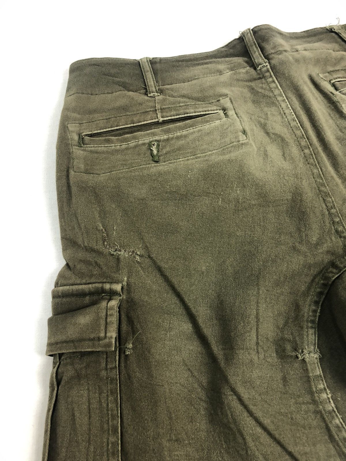 Japanese Brand Distressed GLADIATOR Armor Balmain Stretchable Cargo Pants Size US 32 / EU 48 - 16 Thumbnail