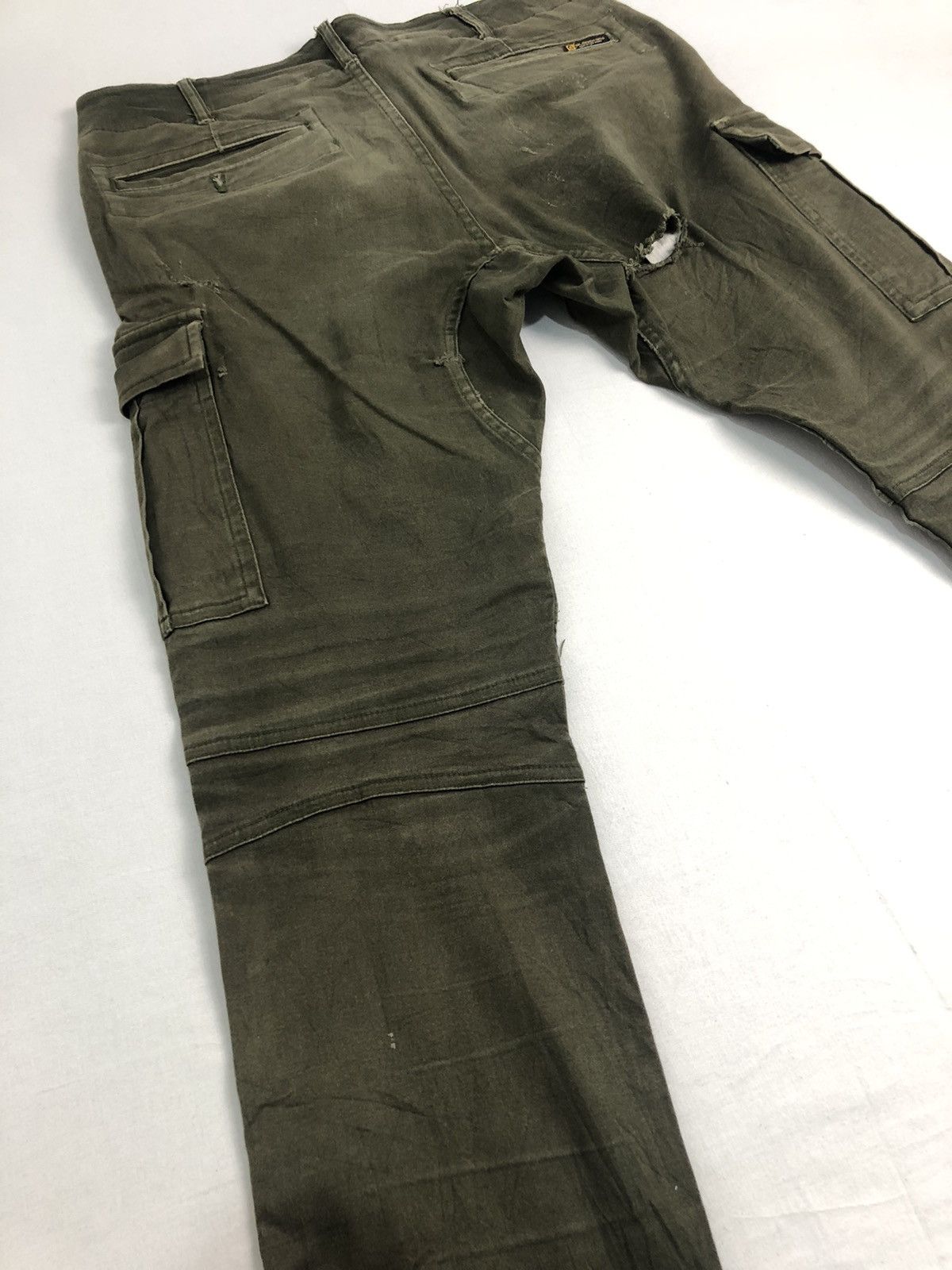 Japanese Brand Distressed GLADIATOR Armor Balmain Stretchable Cargo Pants Size US 32 / EU 48 - 18 Thumbnail