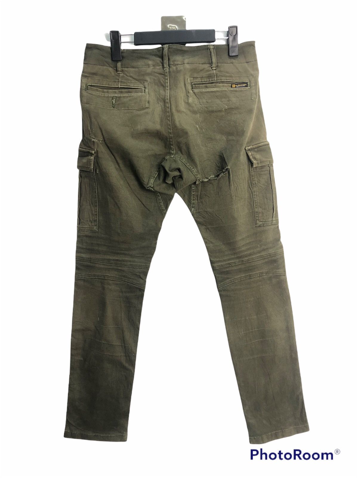 Japanese Brand Distressed GLADIATOR Armor Balmain Stretchable Cargo Pants Size US 32 / EU 48 - 2 Thumbnail