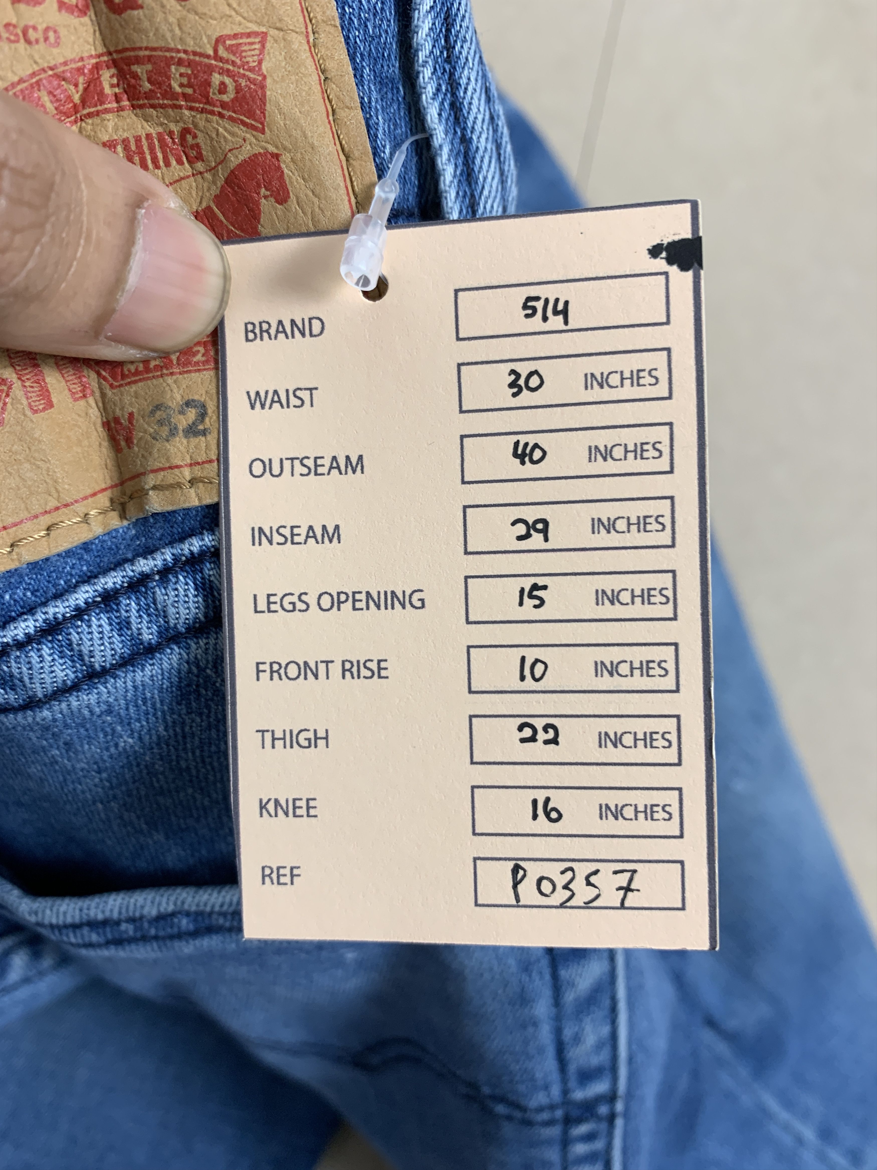Levi's × Vintage Vintage Levis 514 Straight Cut Faded Blue Jeans Size US 30 / EU 46 - 23 Thumbnail