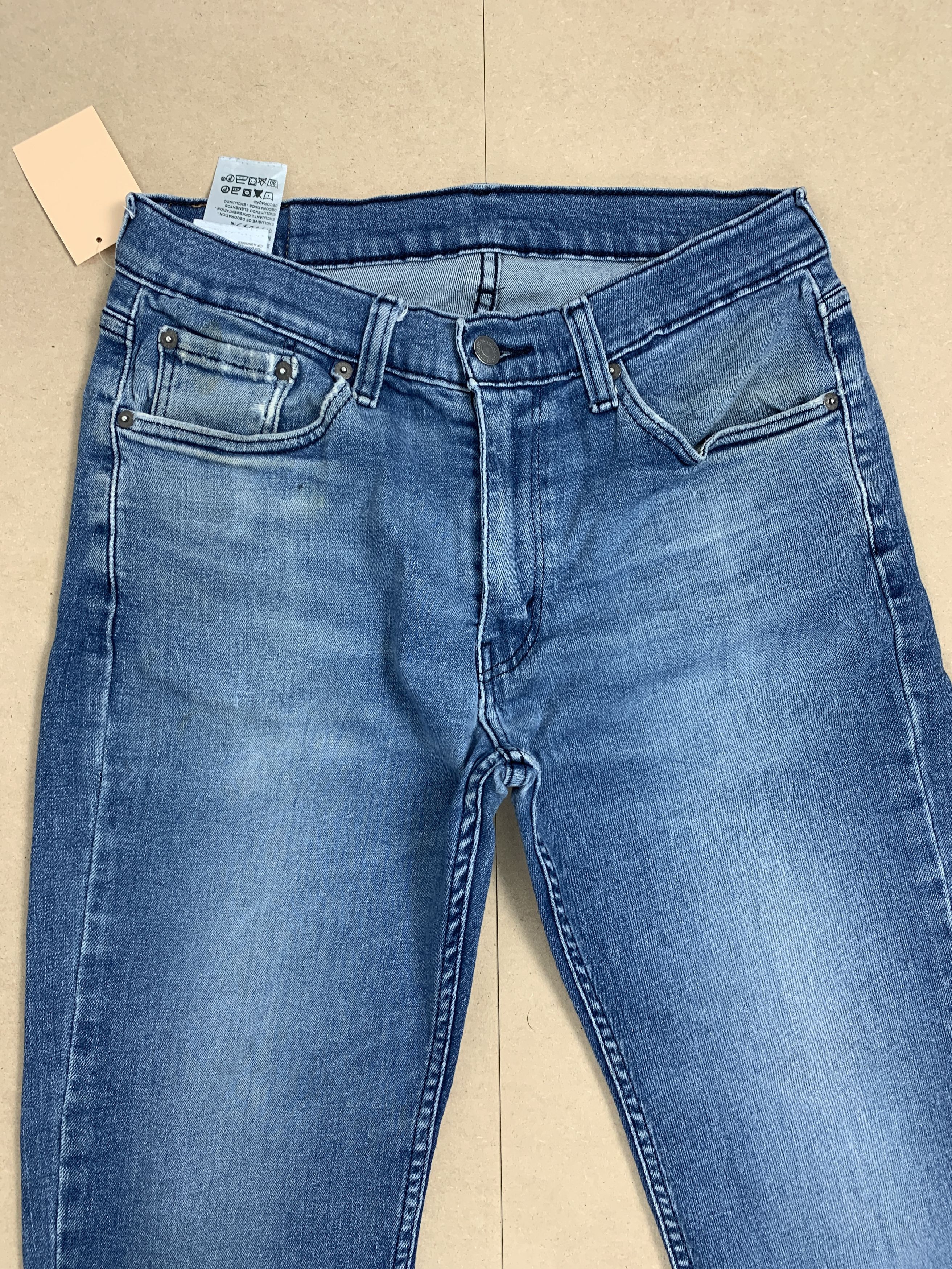 Levi's × Vintage Vintage Levis 514 Straight Cut Faded Blue Jeans Size US 30 / EU 46 - 2 Thumbnail