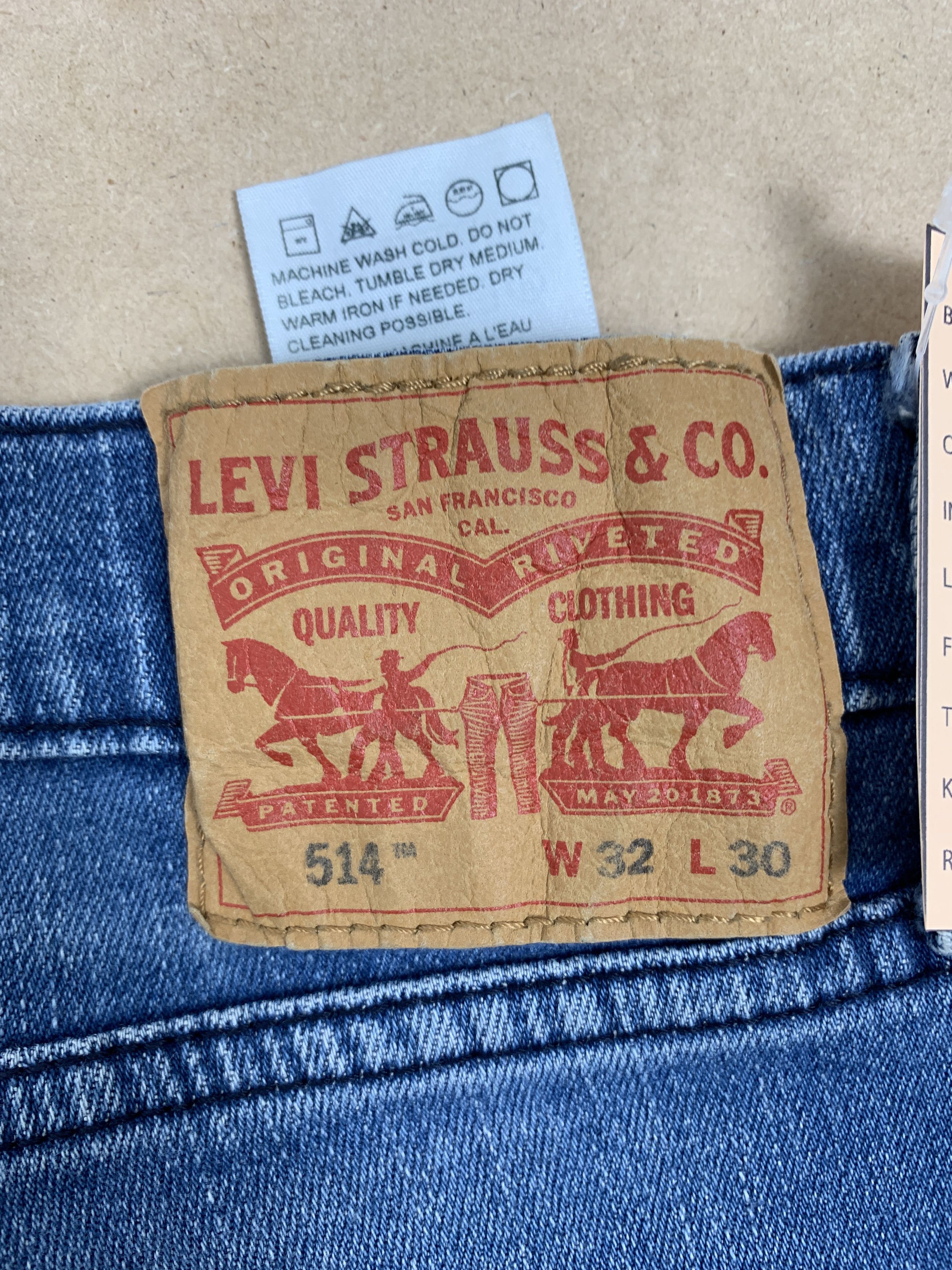 Levi's × Vintage Vintage Levis 514 Straight Cut Faded Blue Jeans Size US 30 / EU 46 - 7 Thumbnail