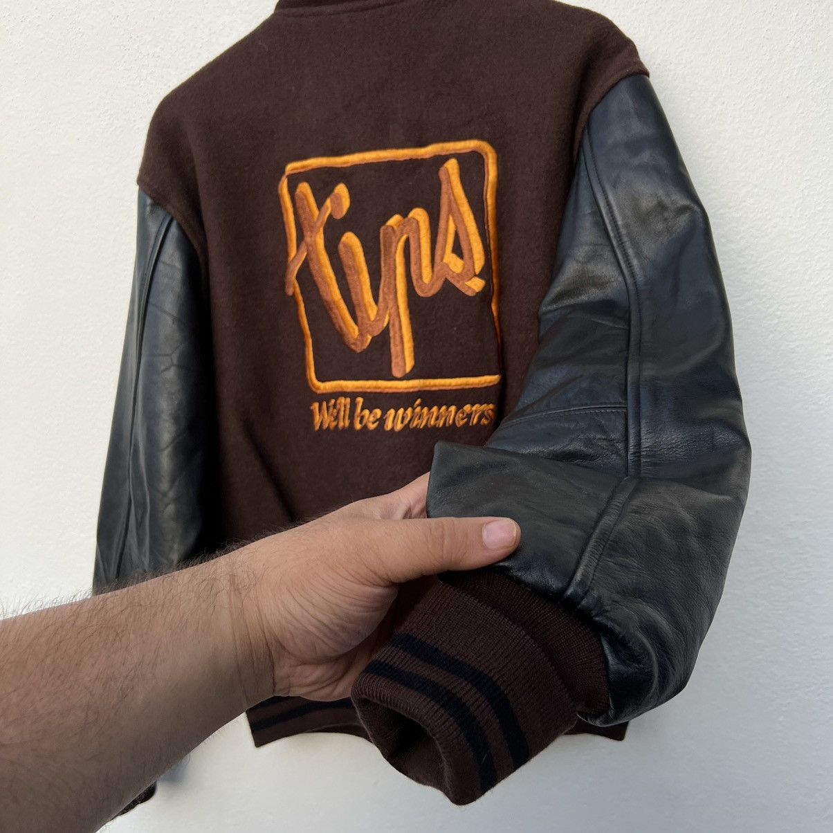 Japanese Brand JANNU MEJIRO TOKYO VARSITY JACKET LEATHER HANDLING BIG LOGO Size US L / EU 52-54 / 3 - 10 Thumbnail