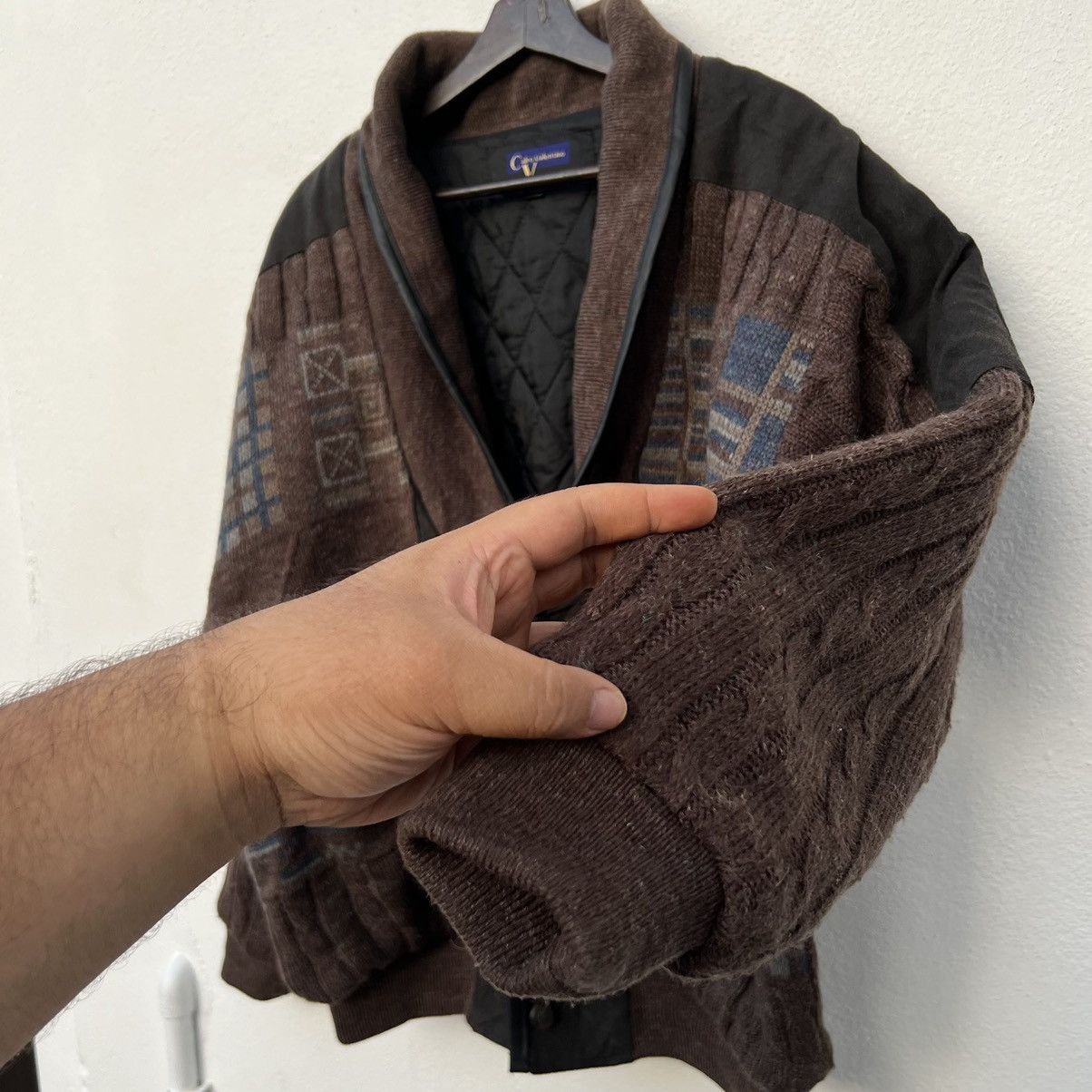 Japanese Brand VINTAGE CALRO VALENTINO PRINTED DESIGN CARDIGAN WOOL Size US L / EU 52-54 / 3 - 8 Thumbnail