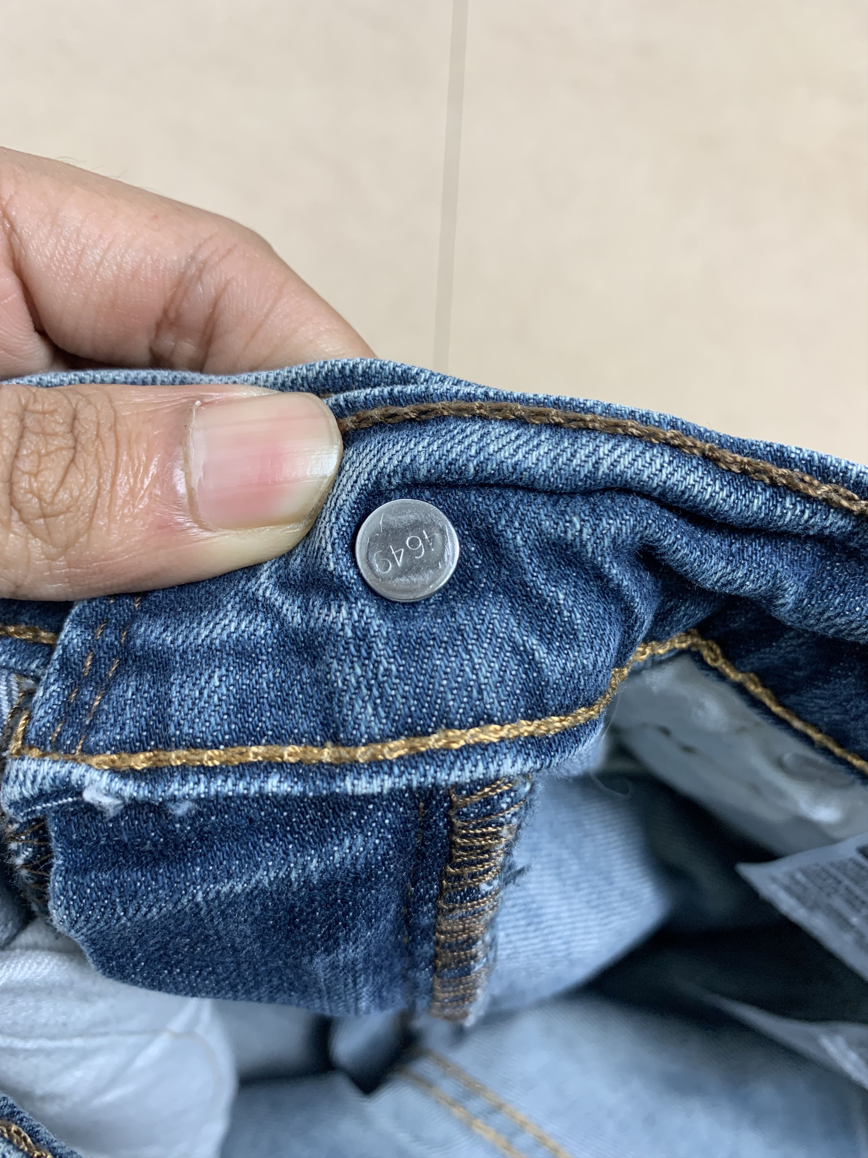 Levi's × Vintage Vintage LEVI'S 541 Distressed Faded Mid Wash Jeans Size US 32 / EU 48 - 17 Thumbnail