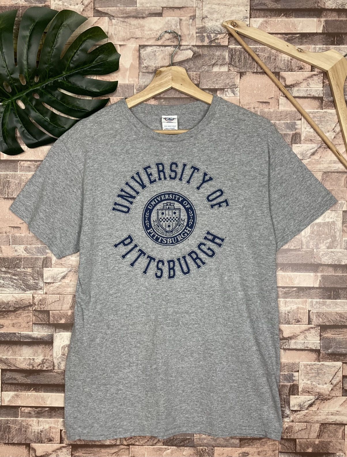 Delta Vintage University of Pittsburgh Tee #T7-4 Size US M / EU 48-50 / 2 - 1 Thumbnail