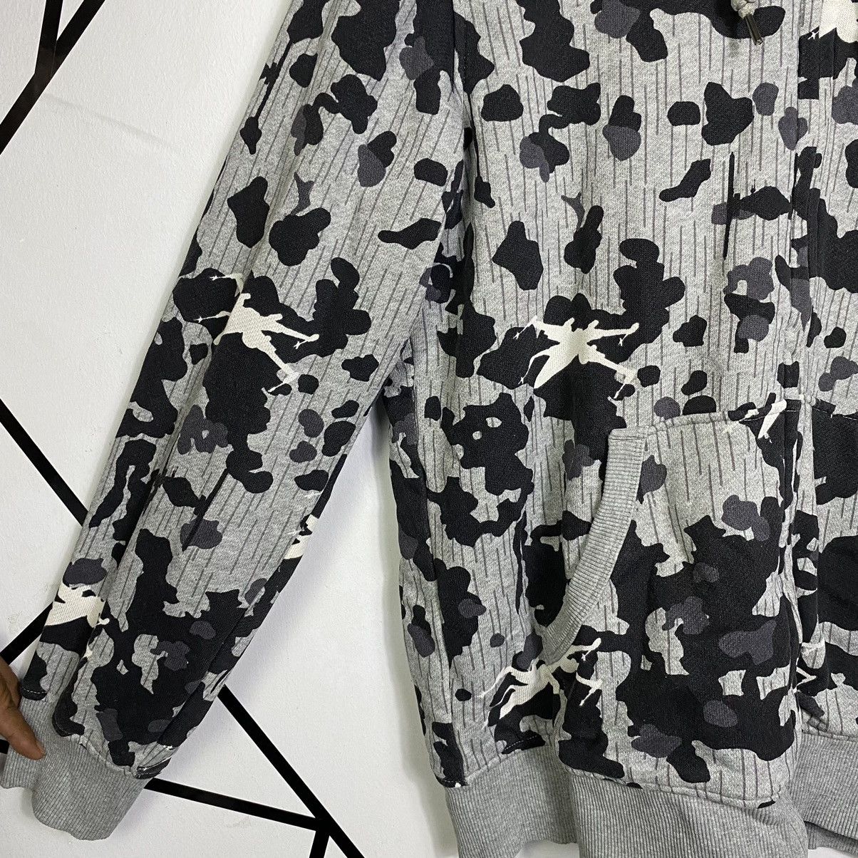 Japanese Brand × Star Wars Vintage Japanese Uniqlo Starwar Sherpa Zipper Hoodies Size US L / EU 52-54 / 3 - 4 Thumbnail