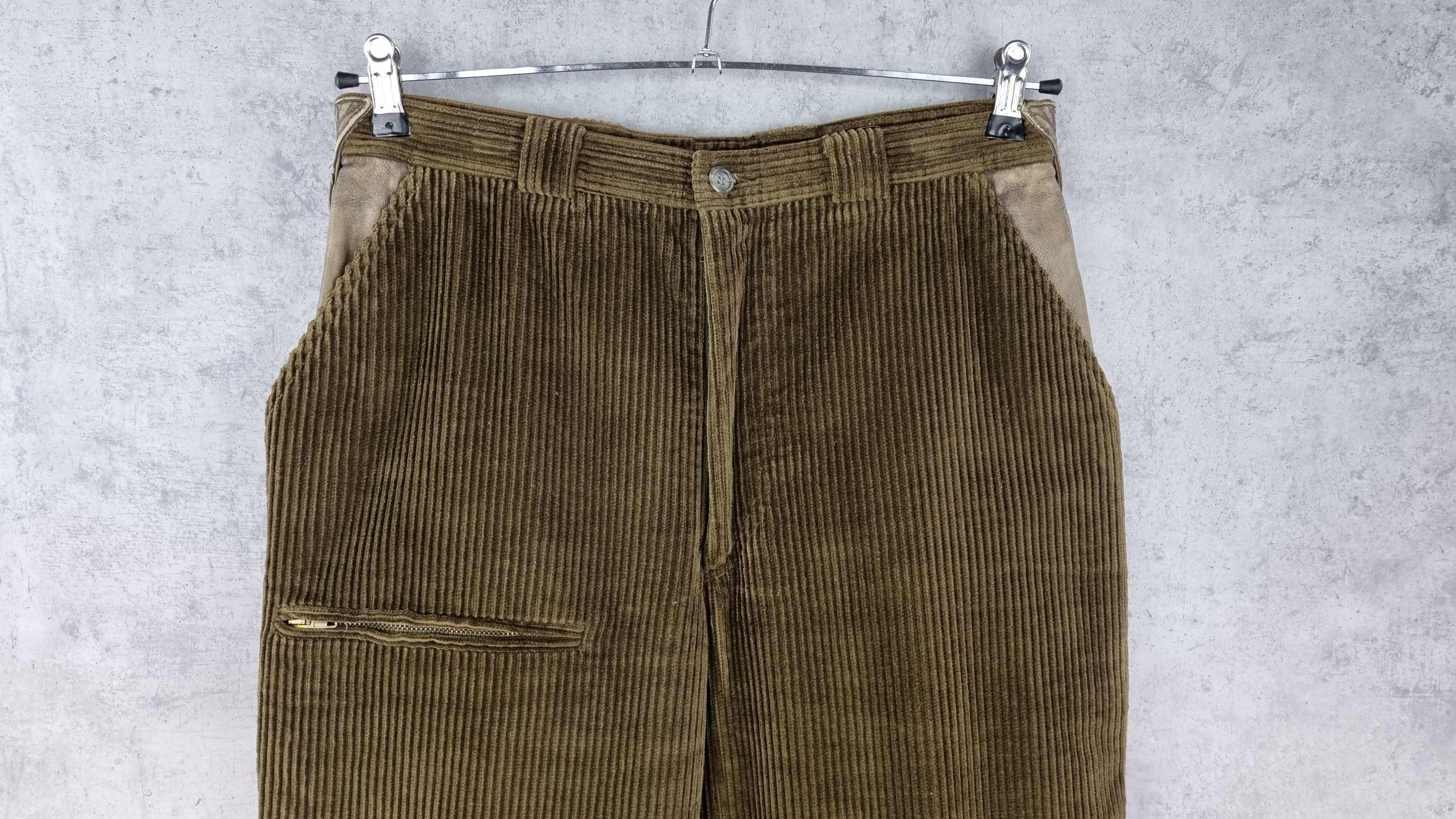 GF Ferre × Gianfranco Ferre 80s Gianfranco Ferre Leather Pockets Corduroy Vintage Pant Size US 32 / EU 48 - 6 Thumbnail