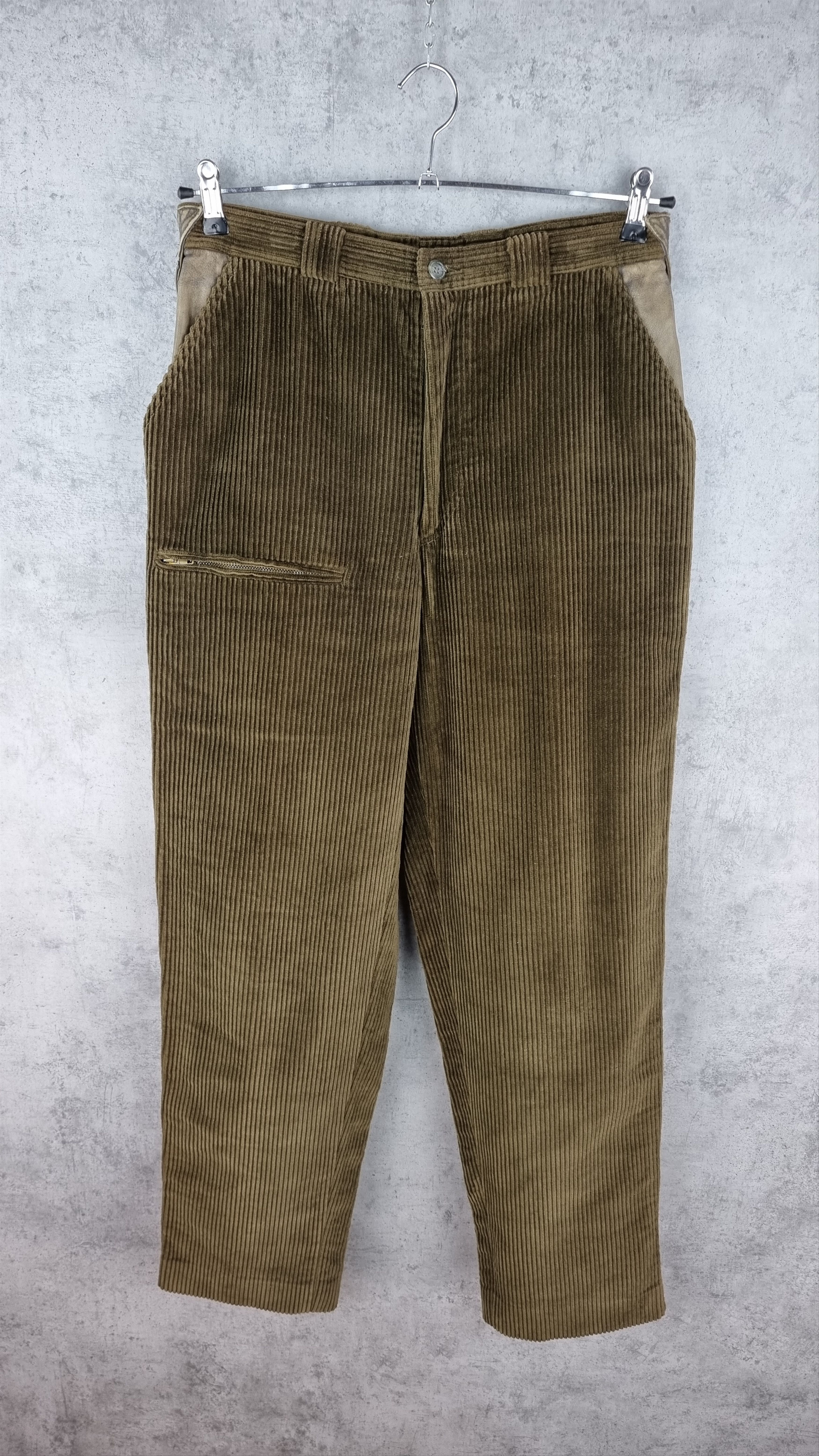GF Ferre × Gianfranco Ferre 80s Gianfranco Ferre Leather Pockets Corduroy Vintage Pant Size US 32 / EU 48 - 4 Thumbnail