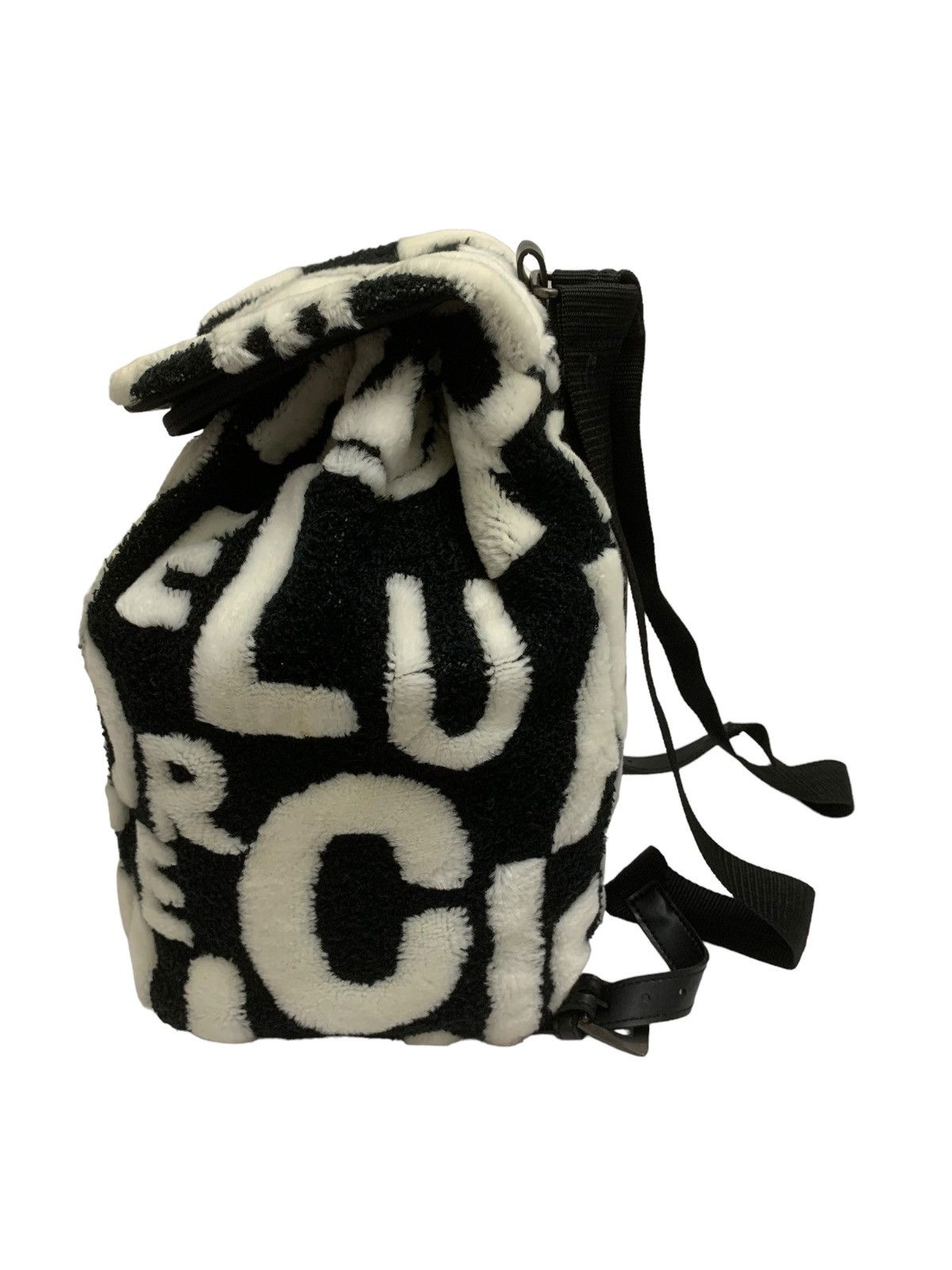 Andreluciano RARE ‼️ AndreLuciano Fuzzy Backpack Size ONE SIZE - 4 Thumbnail