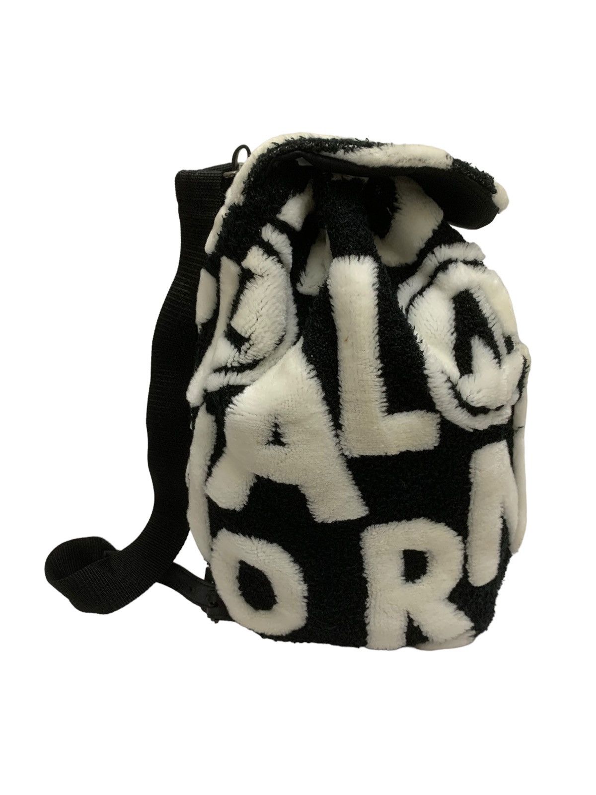 Andreluciano RARE ‼️ AndreLuciano Fuzzy Backpack Size ONE SIZE - 5 Thumbnail