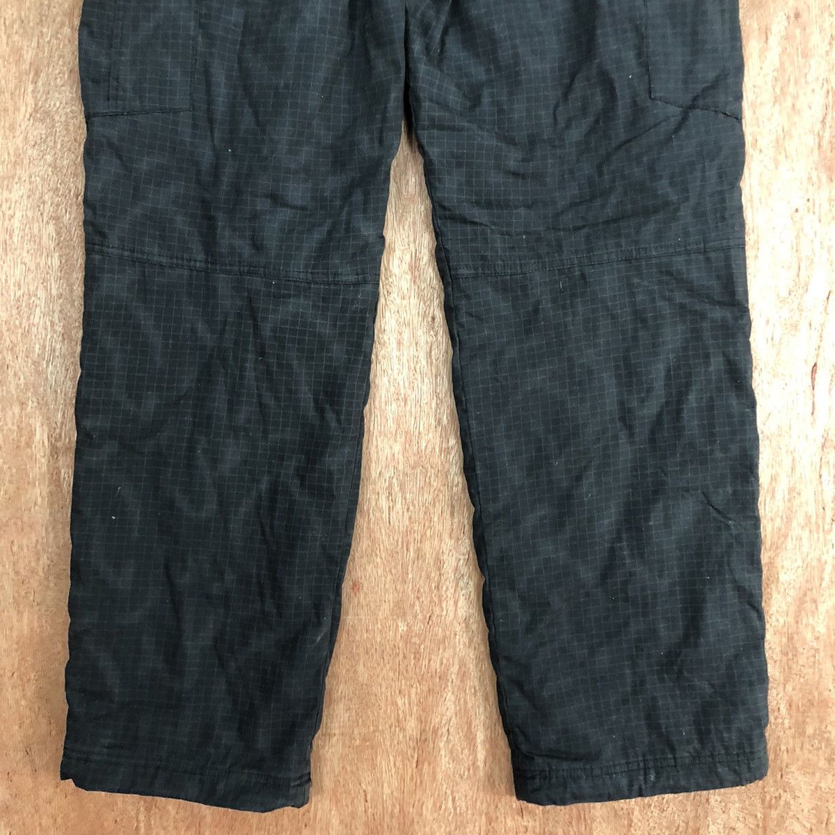 Japanese Brand DLL Japanese Brand checkered hiking Cargo Pants #1482 Size US 35 - 10 Thumbnail