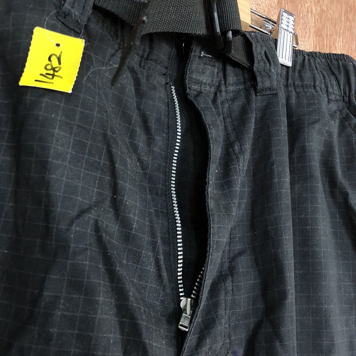 Japanese Brand DLL Japanese Brand checkered hiking Cargo Pants #1482 Size US 35 - 7 Thumbnail