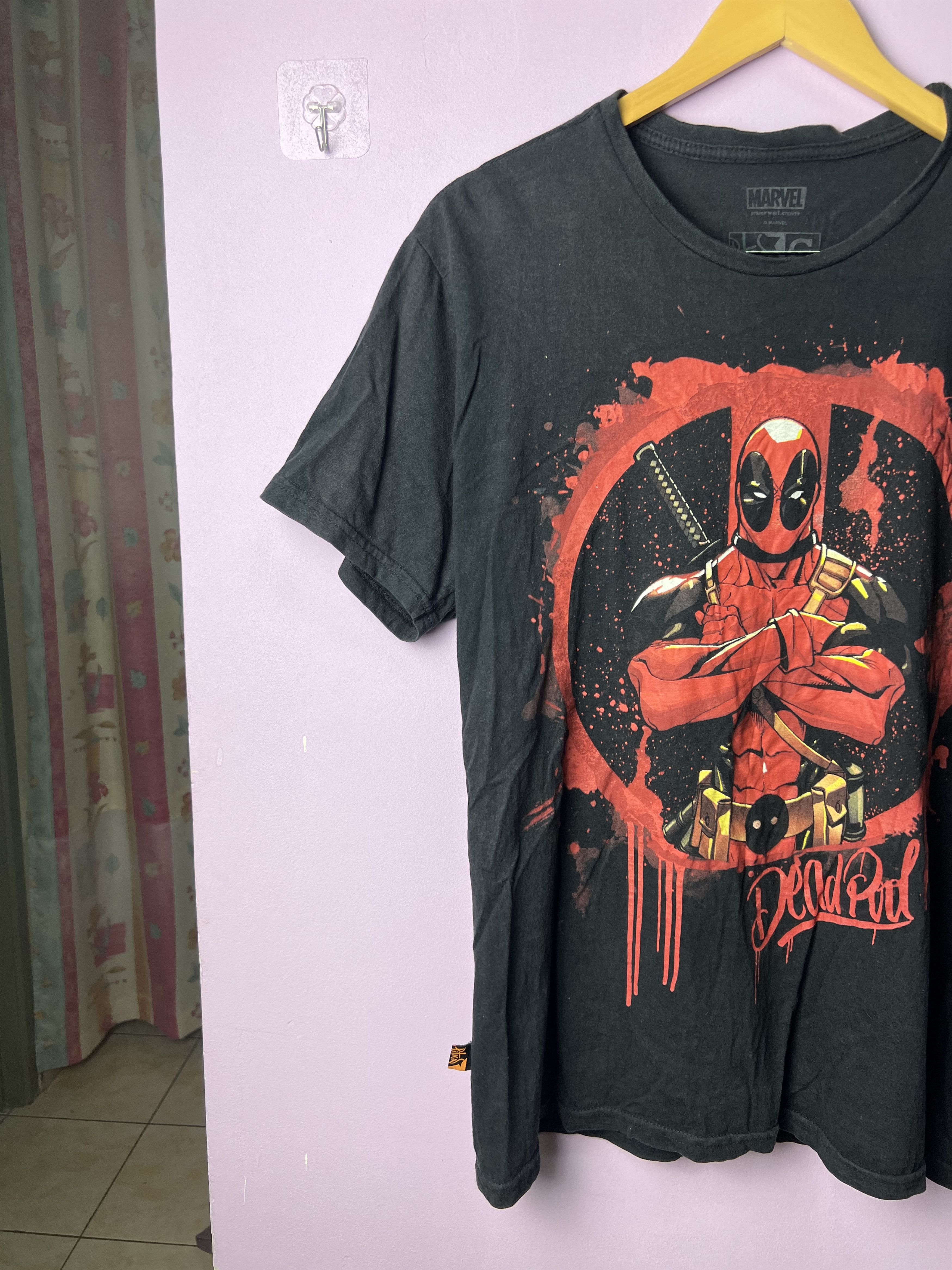 Marvel Comics 🔥Big Printed Marvel Deadpool Tees Size US M / EU 48-50 / 2 - 3 Thumbnail