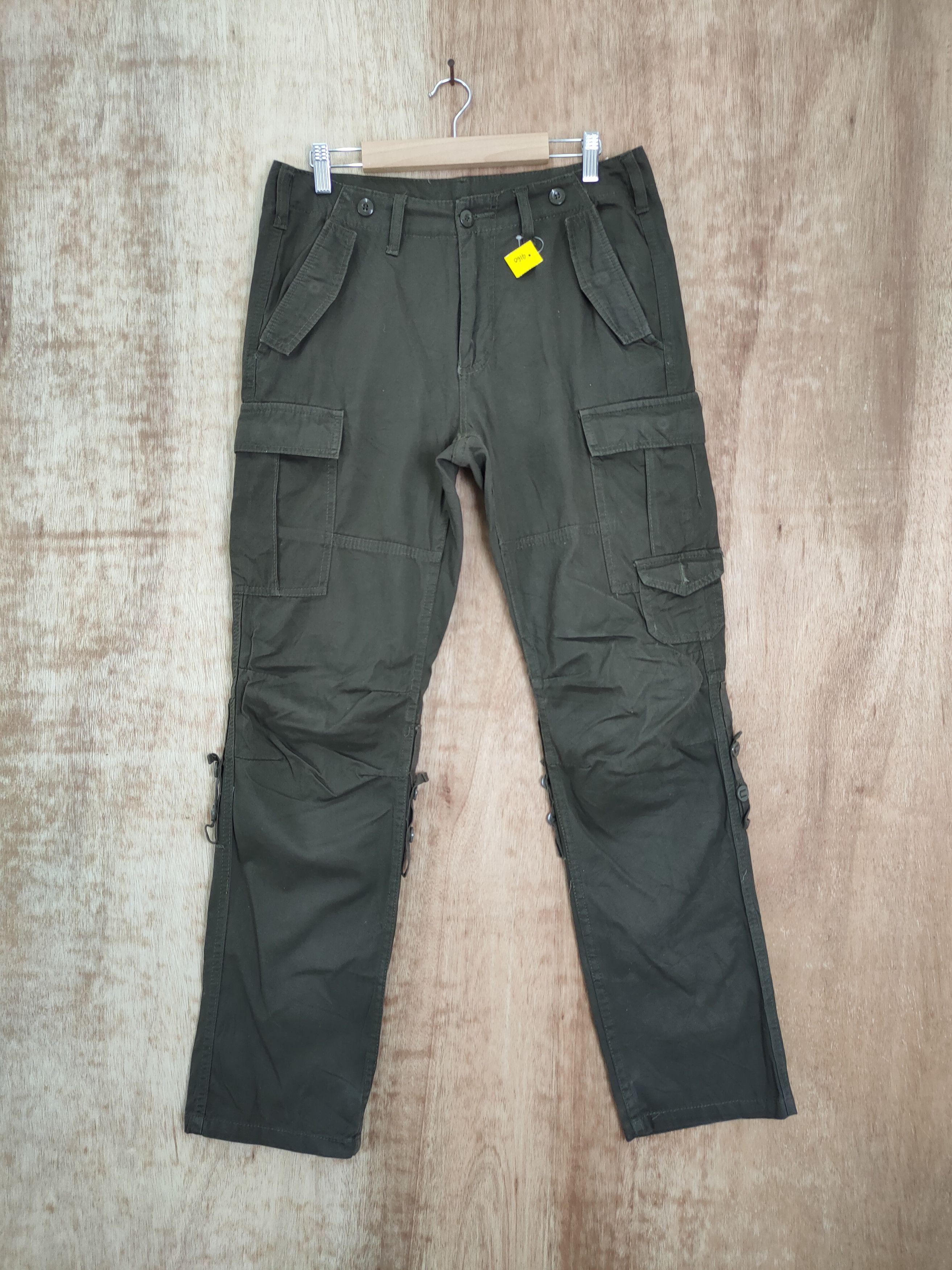 image of Vintage Multipocket Tactical Cargo Pants 4160 in Brown, Men's (Size 31)