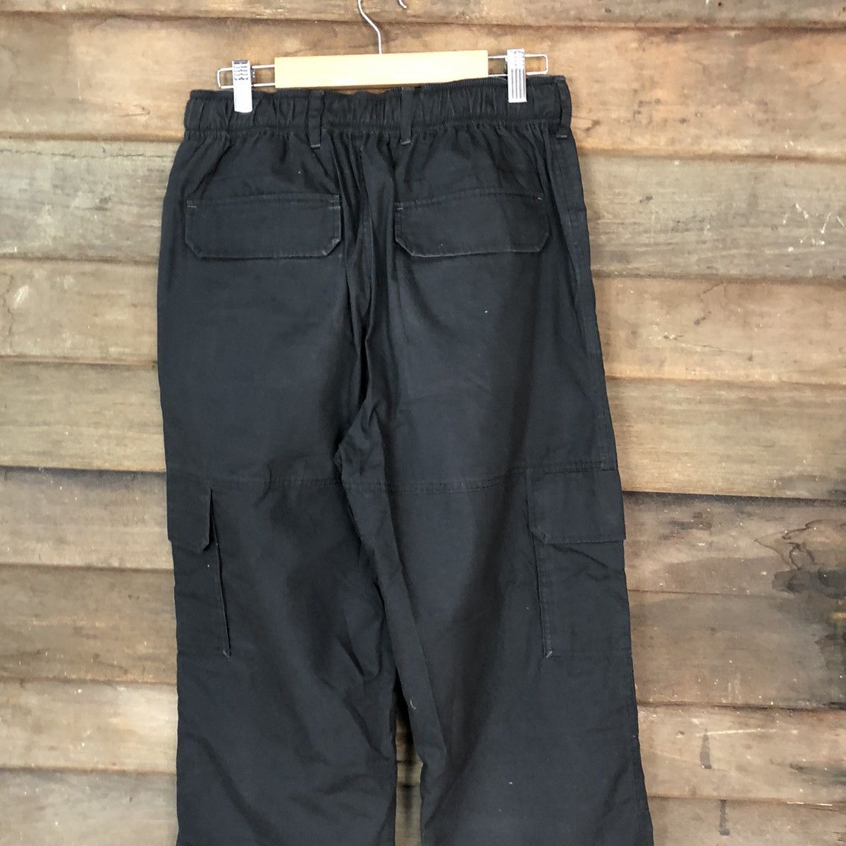 Japanese Brand Japanese Brand Black hiking multipocket Cargo Pants #4496 Size US 33 - 12 Thumbnail