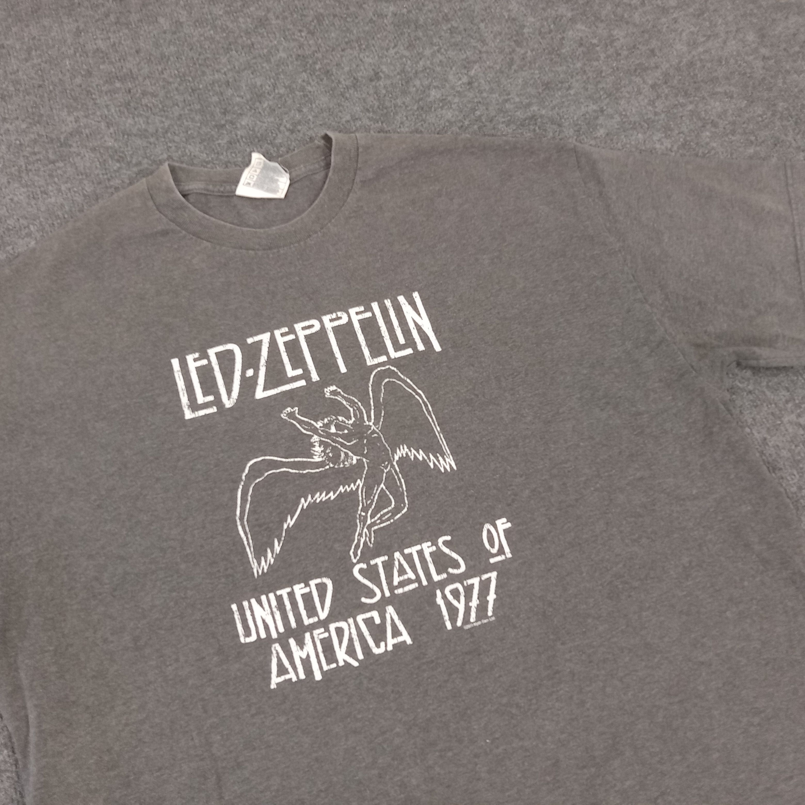 Band Tees × Led Zeppelin × Vintage Led-Zeppelin American Rock Band Tour Tshirt Size US XL / EU 56 / 4 - 2 Thumbnail
