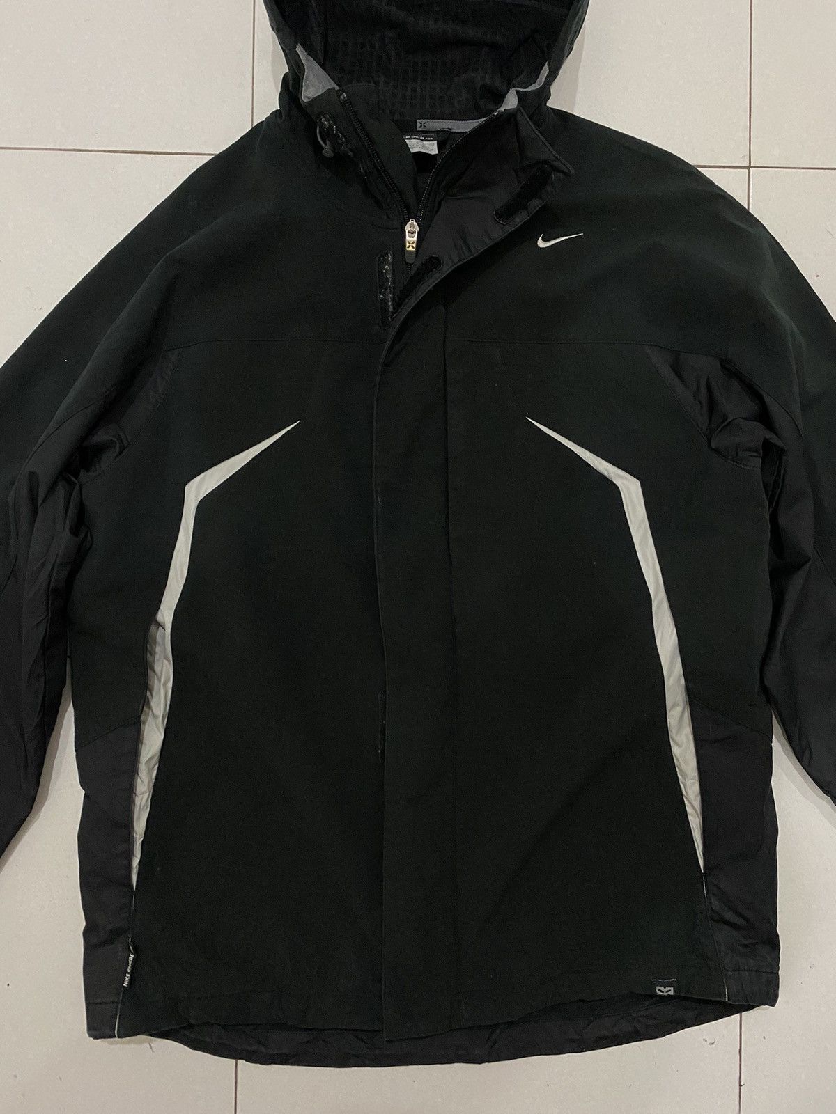 Nike 🔥Vintage🔥 Nike Sphere Pro Jacket Size US L / EU 52-54 / 3 - 3 Thumbnail