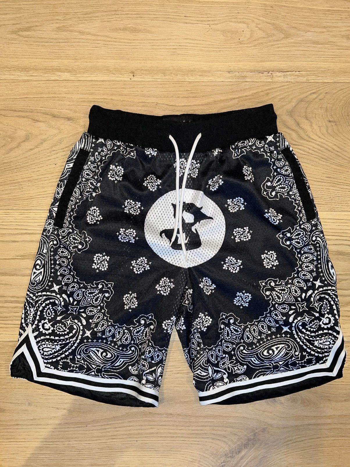 Section 8 hollowsquad store shorts