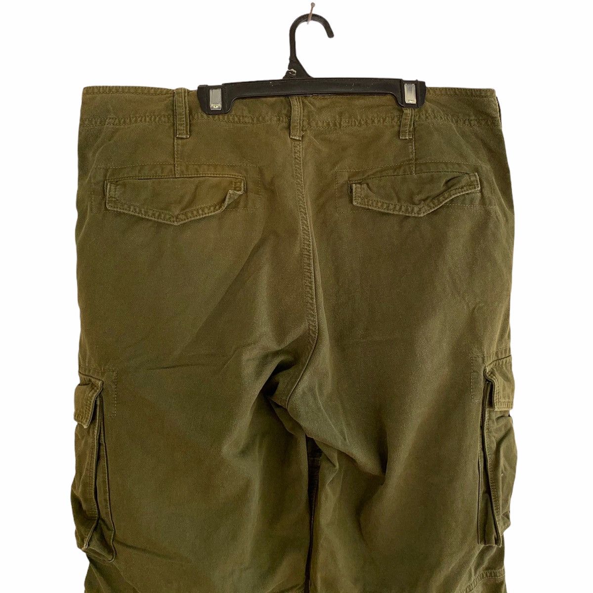Uniqlo Uniqlo Cargo Pant Military Style Size US 35 - 8 Thumbnail