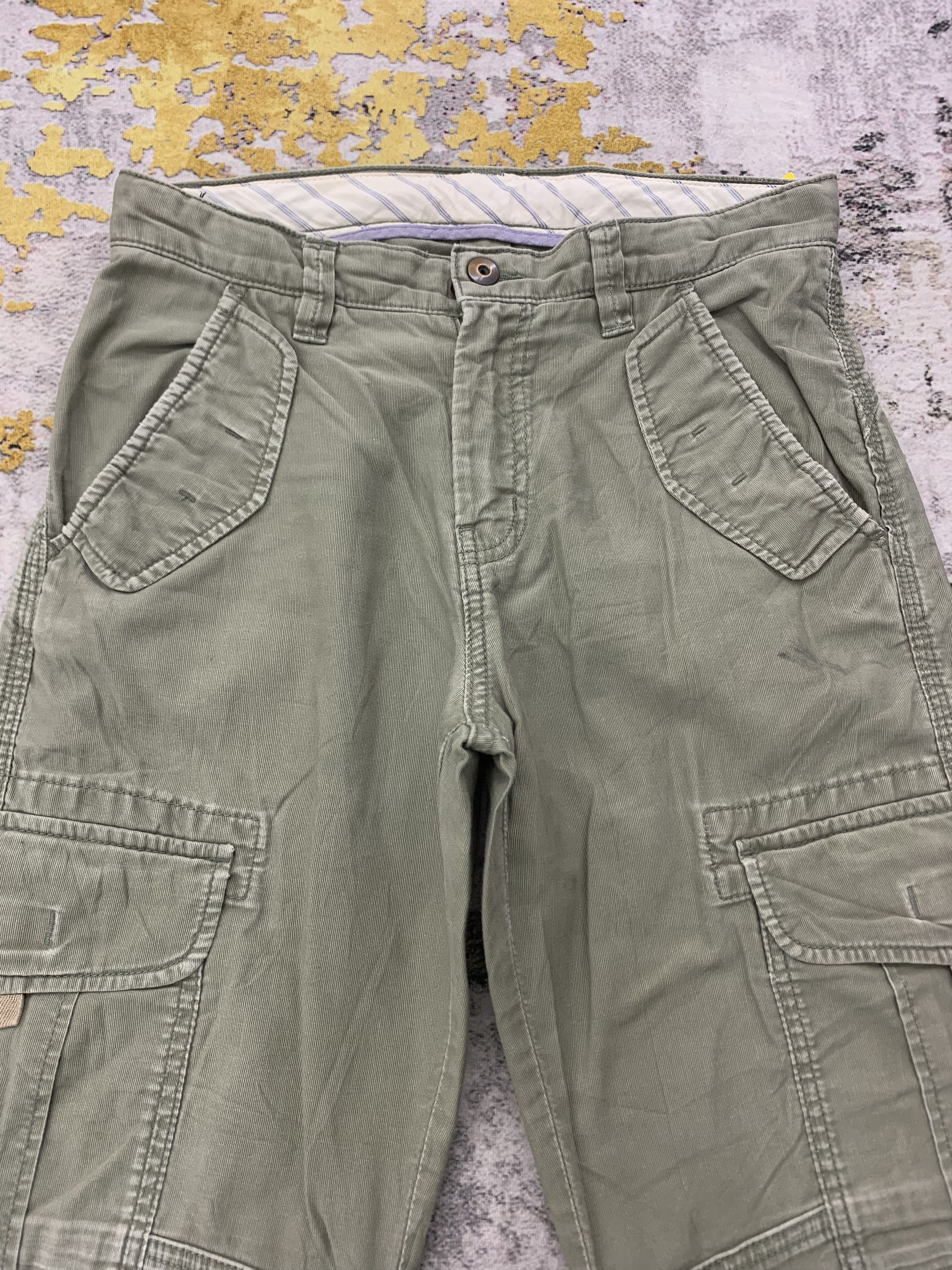 Japanese Brand × Uniqlo Uniqlo Cargo Pants size 26 Size 26" / US 2 / IT 38 - 2 Thumbnail