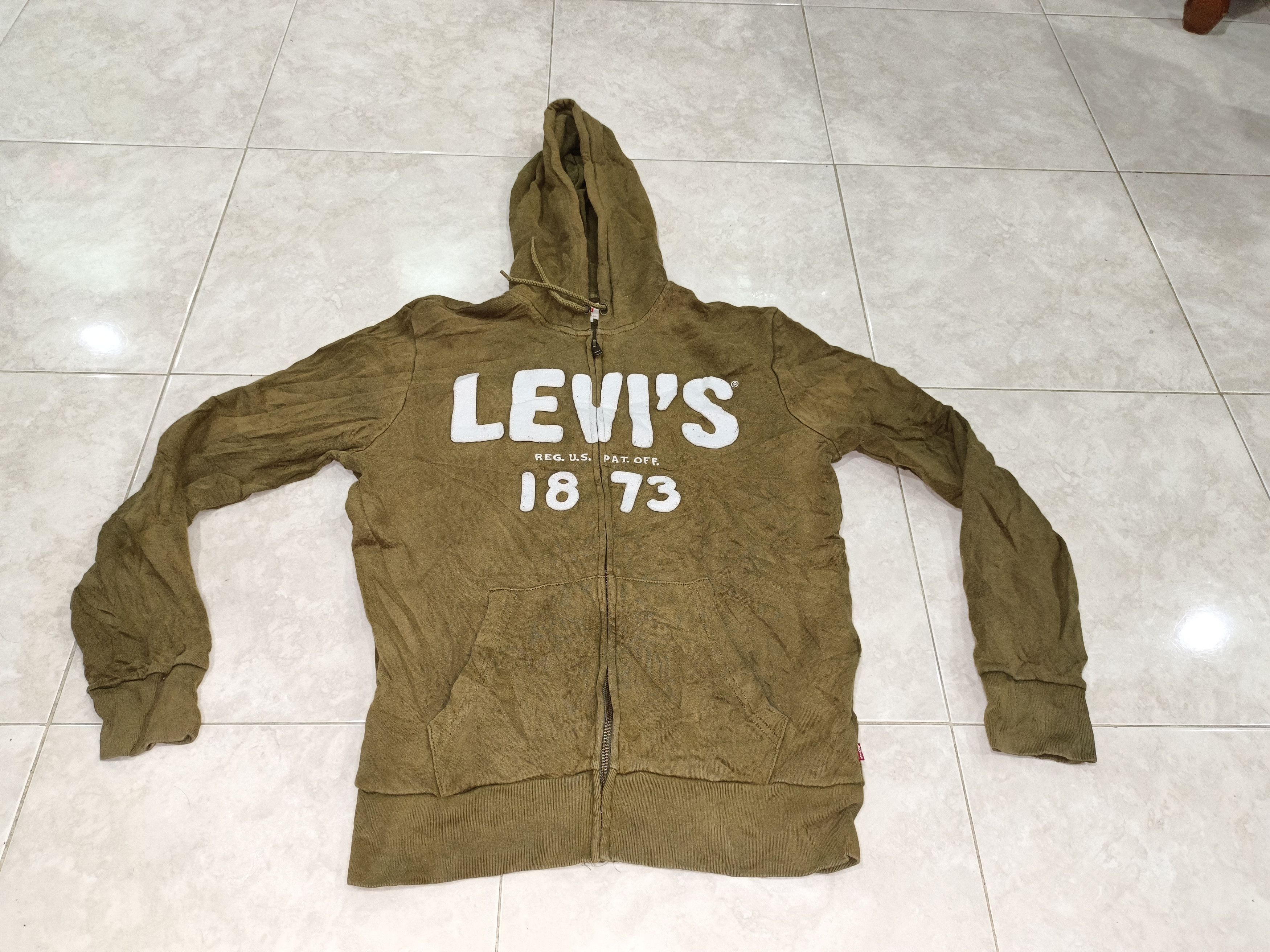 Hoodie spell out logo by Levis