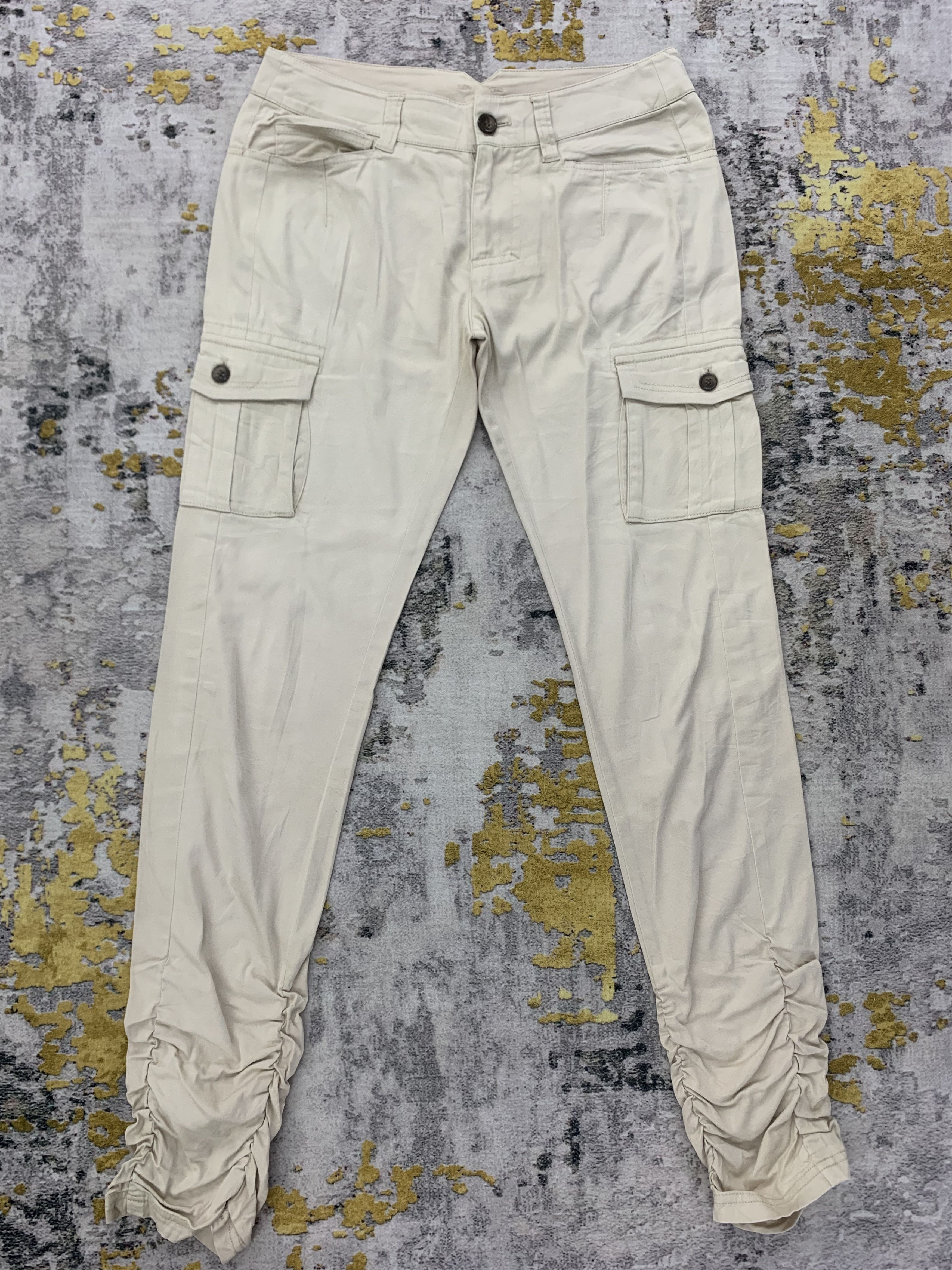 image of Vintage Anna Luna Cargo Pants Size 28 in White, Women's