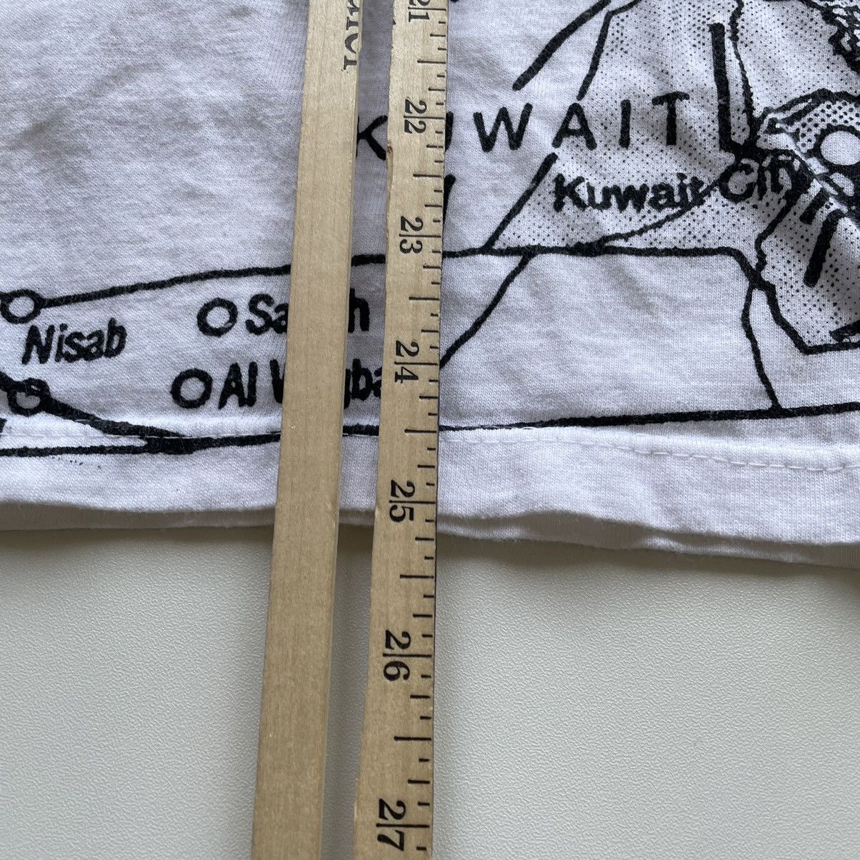 Vintage Vintage 1990s Operation Desert Storm USA AOP T Shirt Medium Size US S / EU 44-46 / 1 - 5 Thumbnail