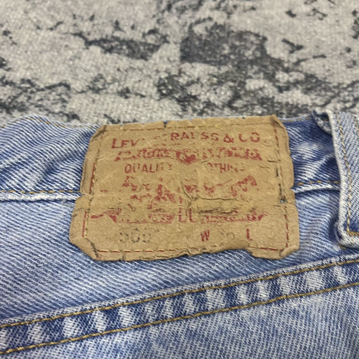 Levi's × Vintage Vintage Levis 505 Light Washed Denim Jeans Short Size US 36 / EU 52 - 8 Thumbnail
