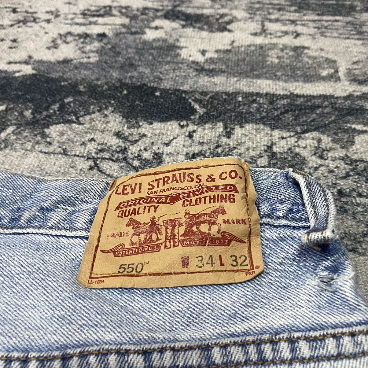 Levi's × Levi's Vintage Clothing × Vintage Vintage Levis 550 Relaxed Fit Faded Stain Baggy Denim Jeans Size US 34 / EU 50 - 14 Thumbnail