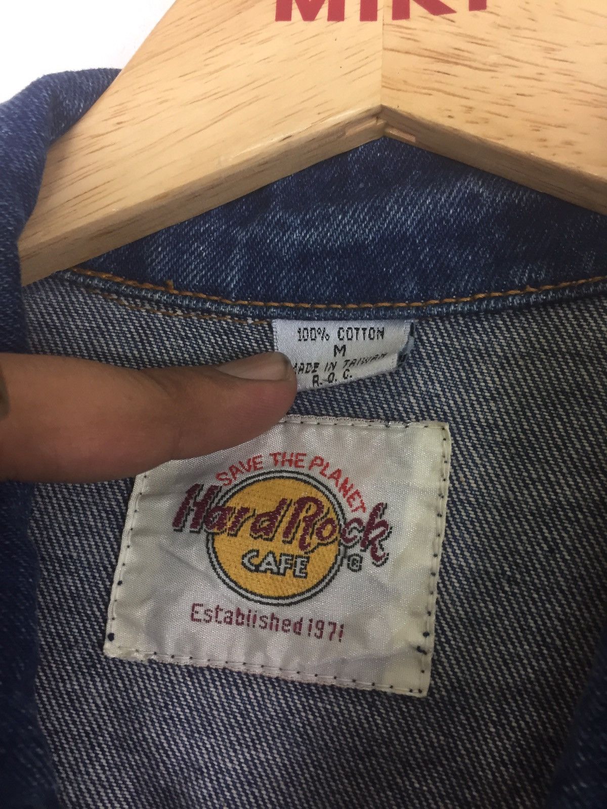 Hard Rock Cafe Vintage Hard Rock Cafe beijing Denim Jacket embroidery Size US M / EU 48-50 / 2 - 3 Thumbnail