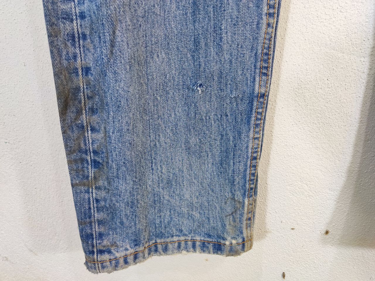 Levi's levis 505 relaxed fit distressed denim Size US 37 - 8 Thumbnail