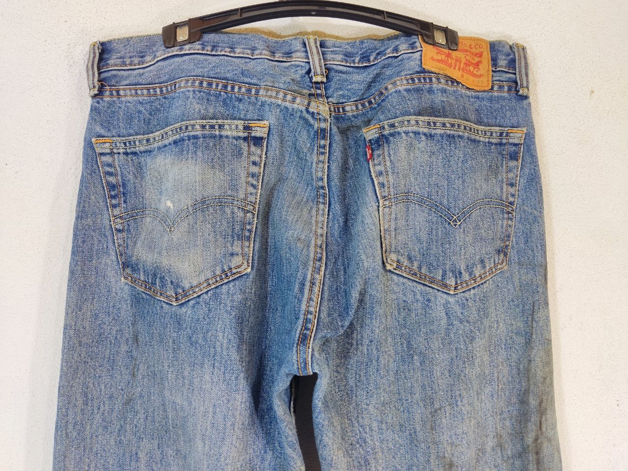 Levi's levis 505 relaxed fit distressed denim Size US 37 - 20 Thumbnail
