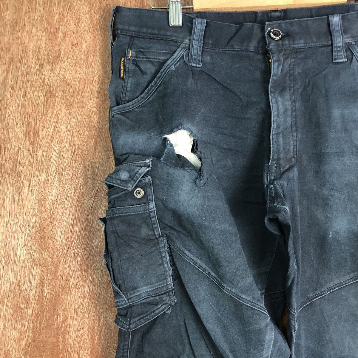 Japanese Brand DLL Gladiator japan distressed Multipocket Cargo Pants #c114 Size US 33 - 4 Thumbnail