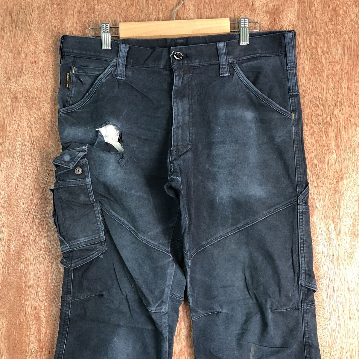 Japanese Brand DLL Gladiator japan distressed Multipocket Cargo Pants #c114 Size US 33 - 2 Thumbnail