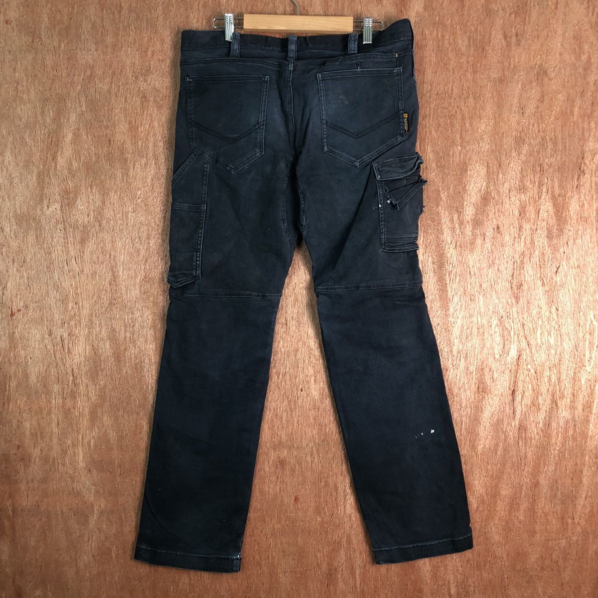 Japanese Brand DLL Gladiator japan distressed Multipocket Cargo Pants #c114 Size US 33 - 9 Thumbnail