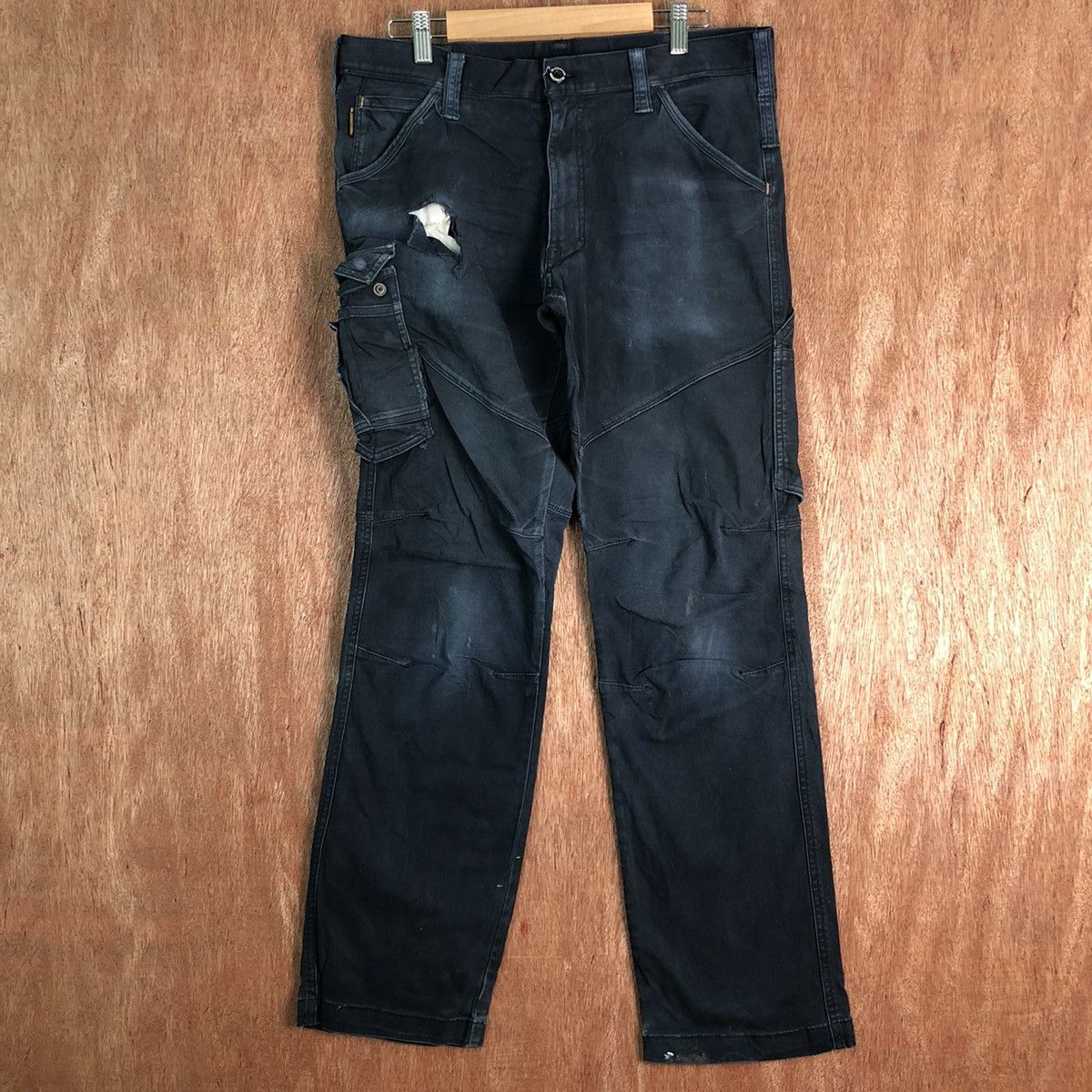 Japanese Brand DLL Gladiator japan distressed Multipocket Cargo Pants #c114 Size US 33 - 1 Thumbnail