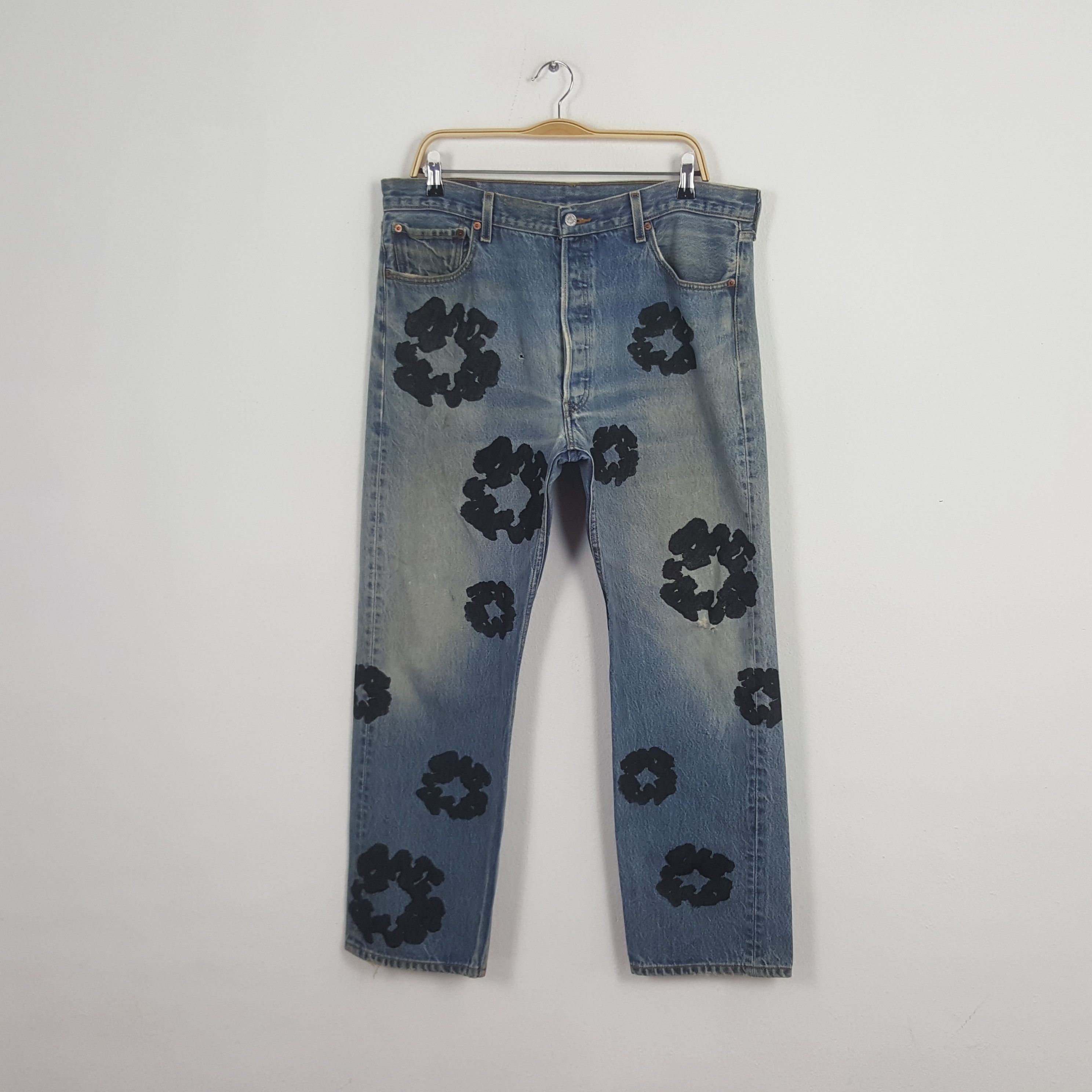 Vintage Levi's American Style Custom Flower Denim Jeans