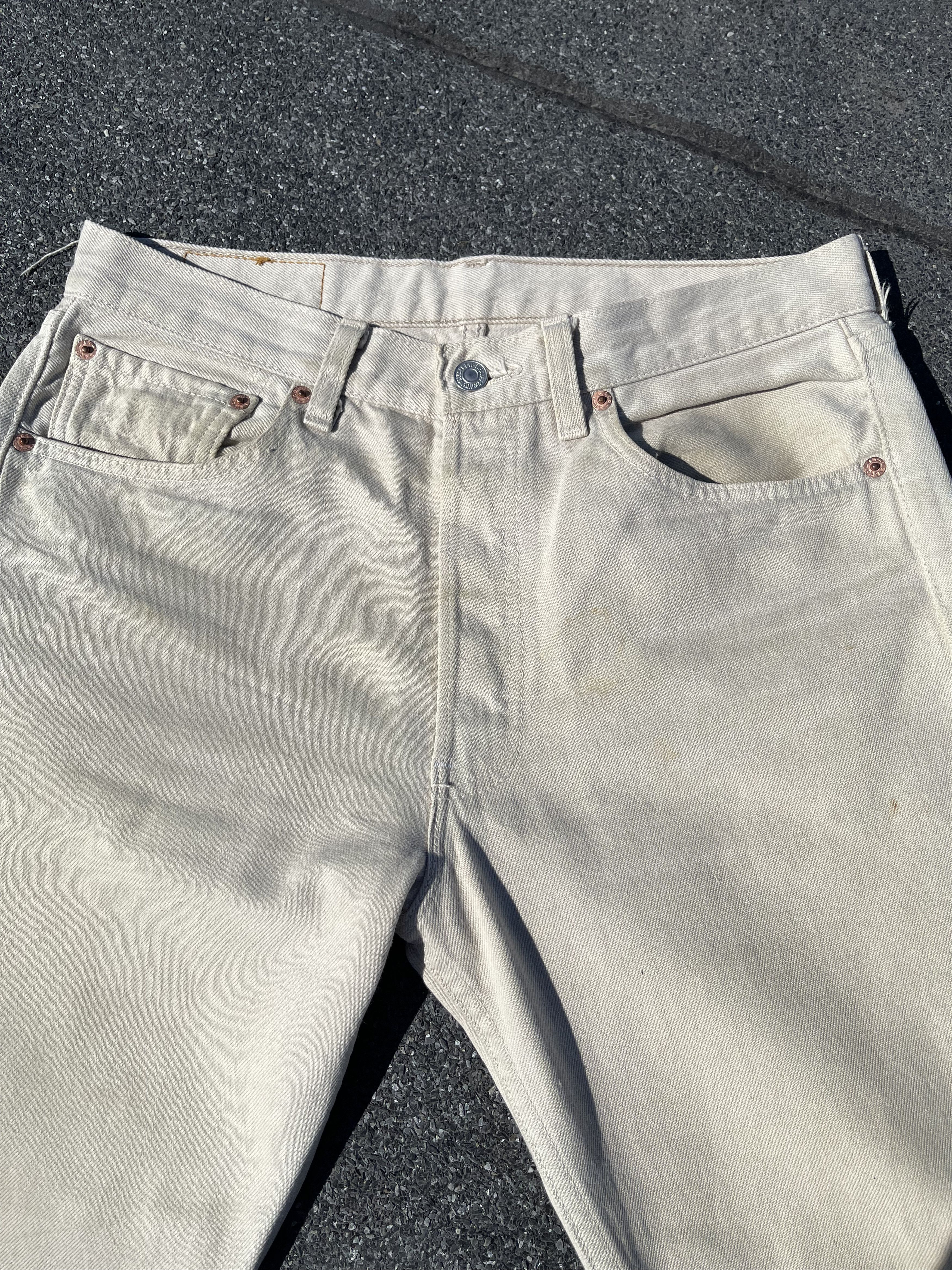 Levi's × Levi's Vintage Clothing × Vintage Levi's 501 Made In USA Vintage Cream Denim Pant Size US 31 - 4 Thumbnail