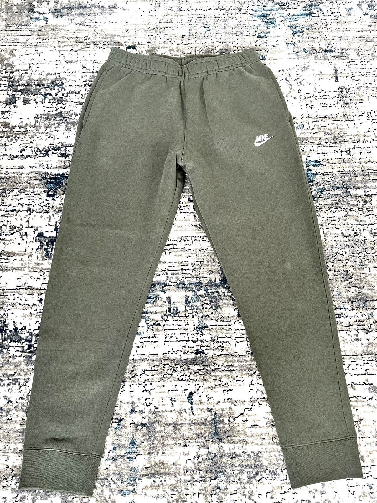 Nike Nike Sportswear Club Fleece Sweatpants Size US 32 / EU 48 - 1 Thumbnail