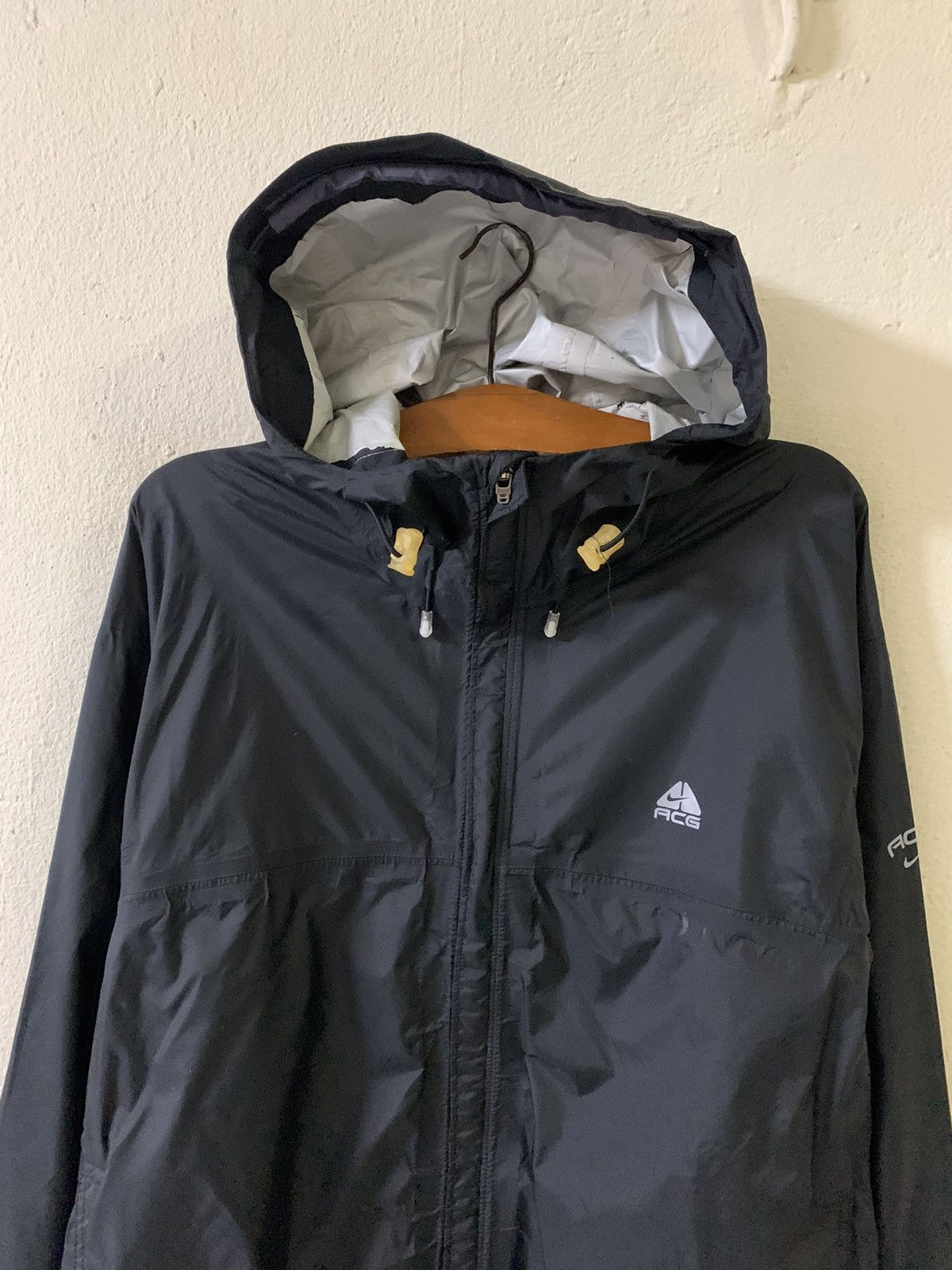 Nike ACG Nike ACG Windbreaker Hoodie Jacket Size US M / EU 48-50 / 2 - 4 Thumbnail