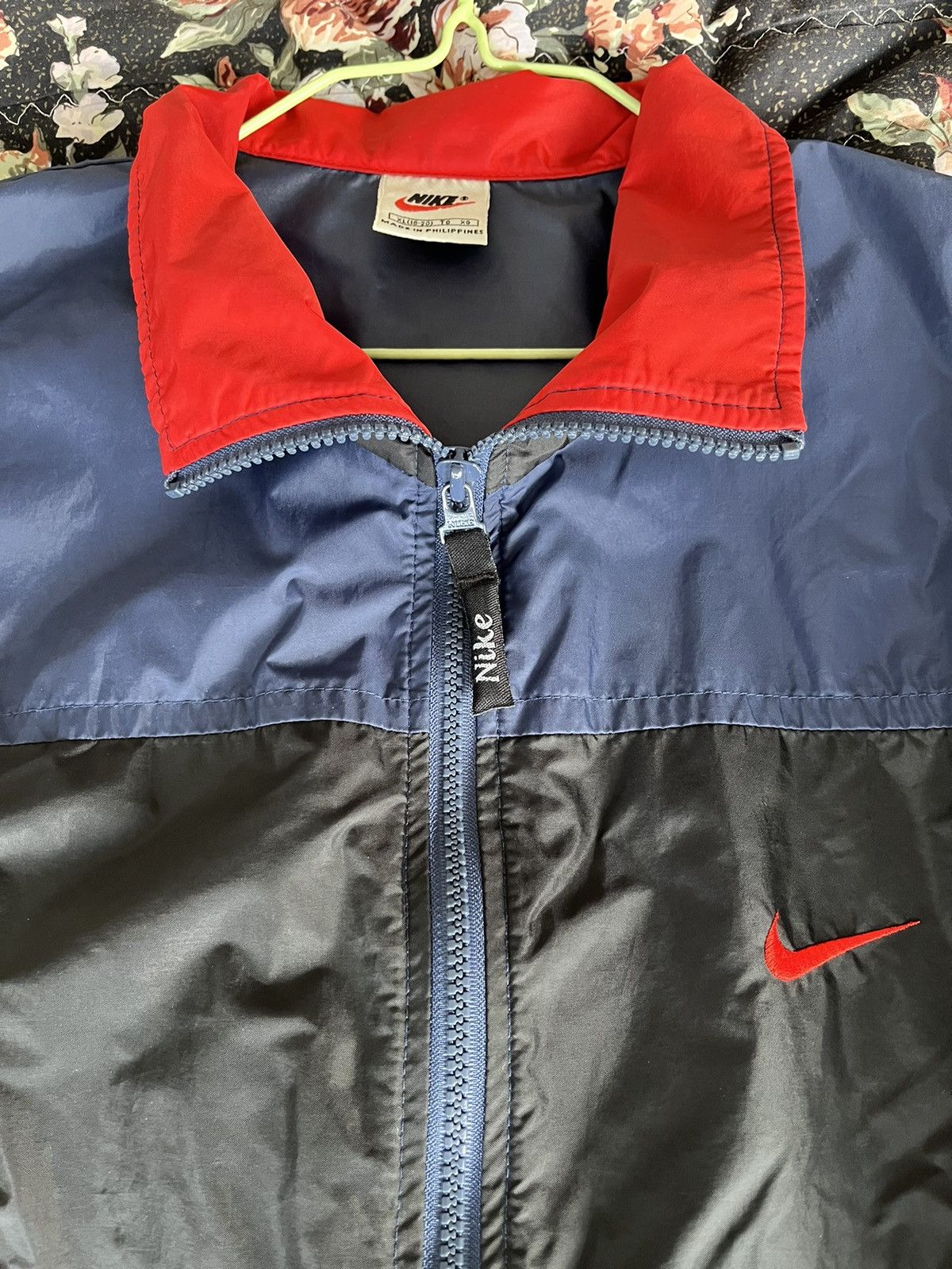 Vintage Nike Vintage Windbreaker Size US S / EU 44-46 / 1 - 4 Thumbnail