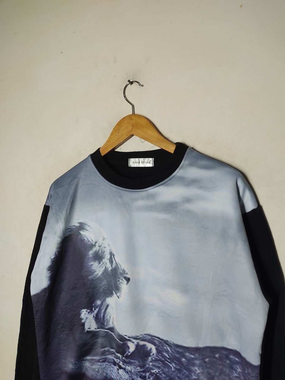 Japanese Brand GRIND STRONG LION OVERPRINT SWEATSHIRT Size US L / EU 52-54 / 3 - 2 Thumbnail