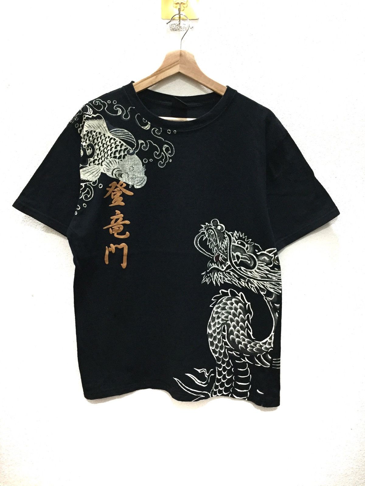 Japanese Brand Sukajan Tee Oblo Koi Fish Design #T2-26 Size US L / EU 52-54 / 3 - 1 Thumbnail